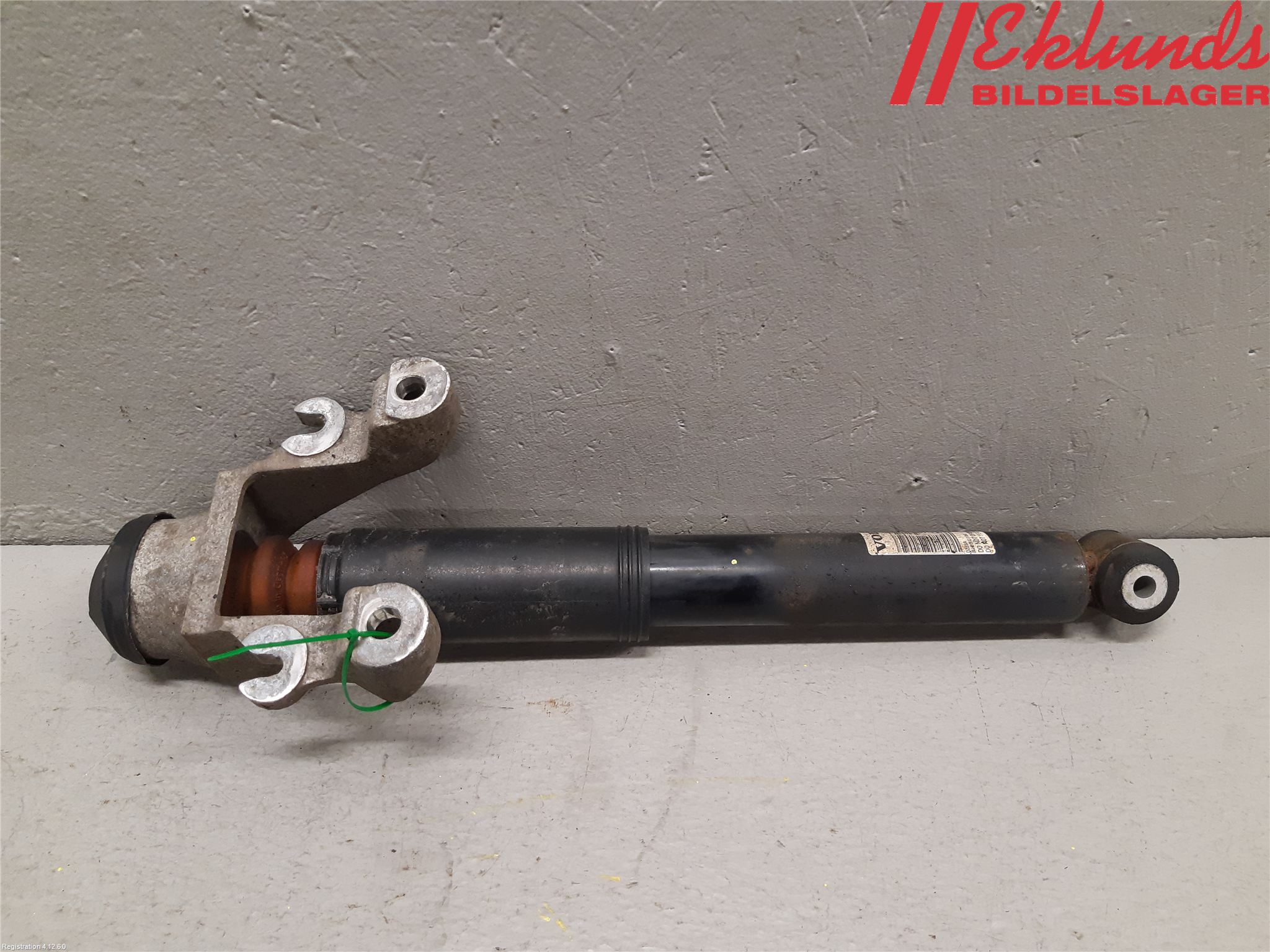 Volvo V90 17->> Stötdämpare Bak