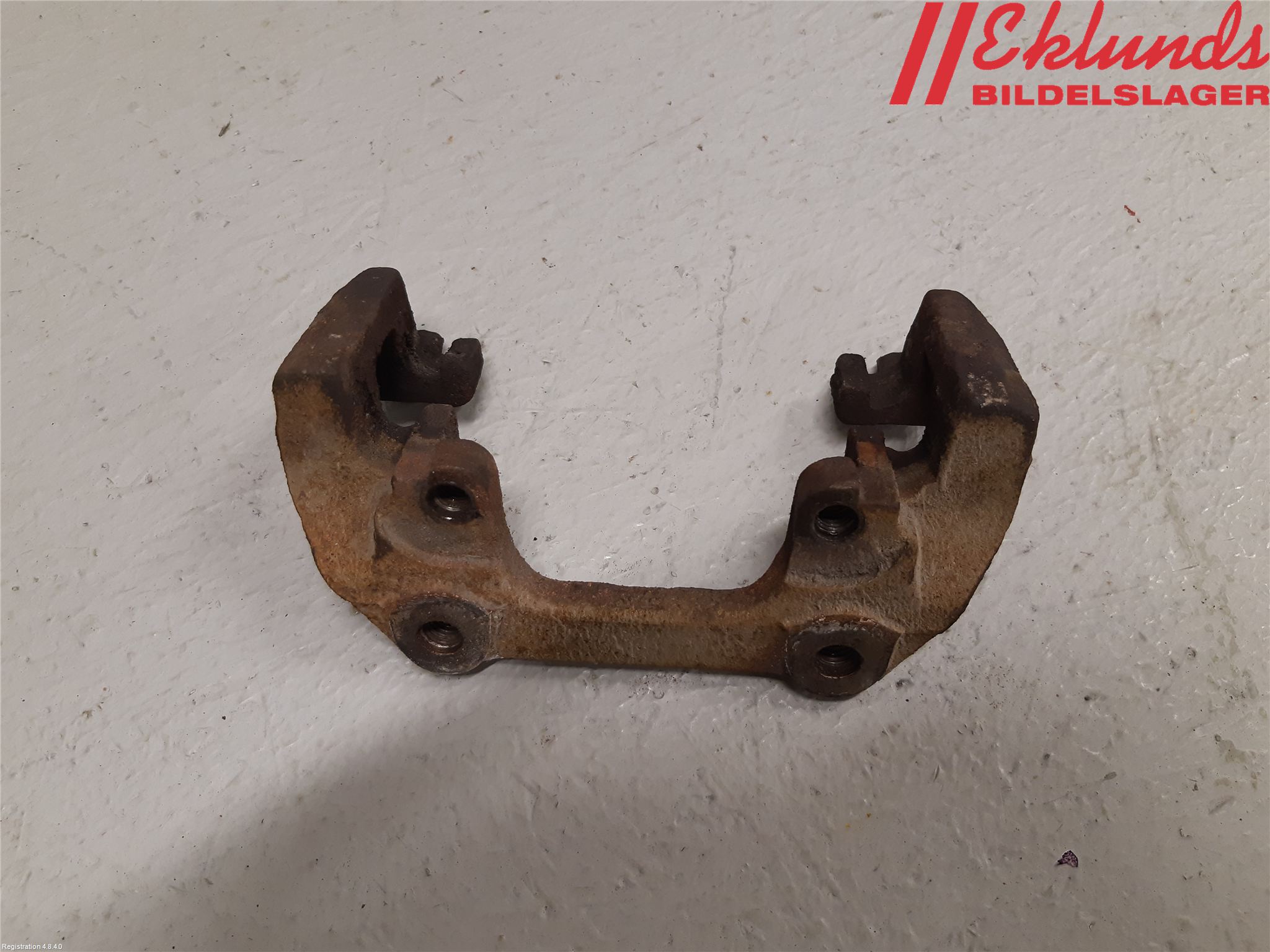 Volvo S60 05-10 Bromsokshållare