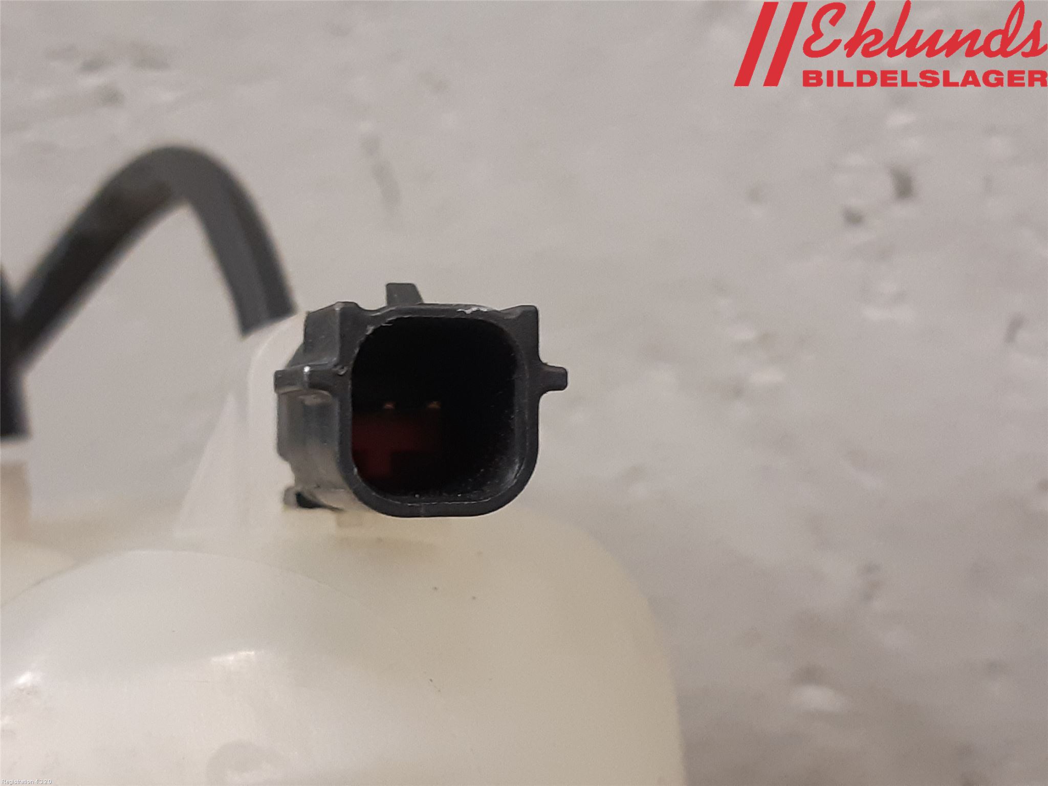 Volvo V70 14-16 Expansionstank