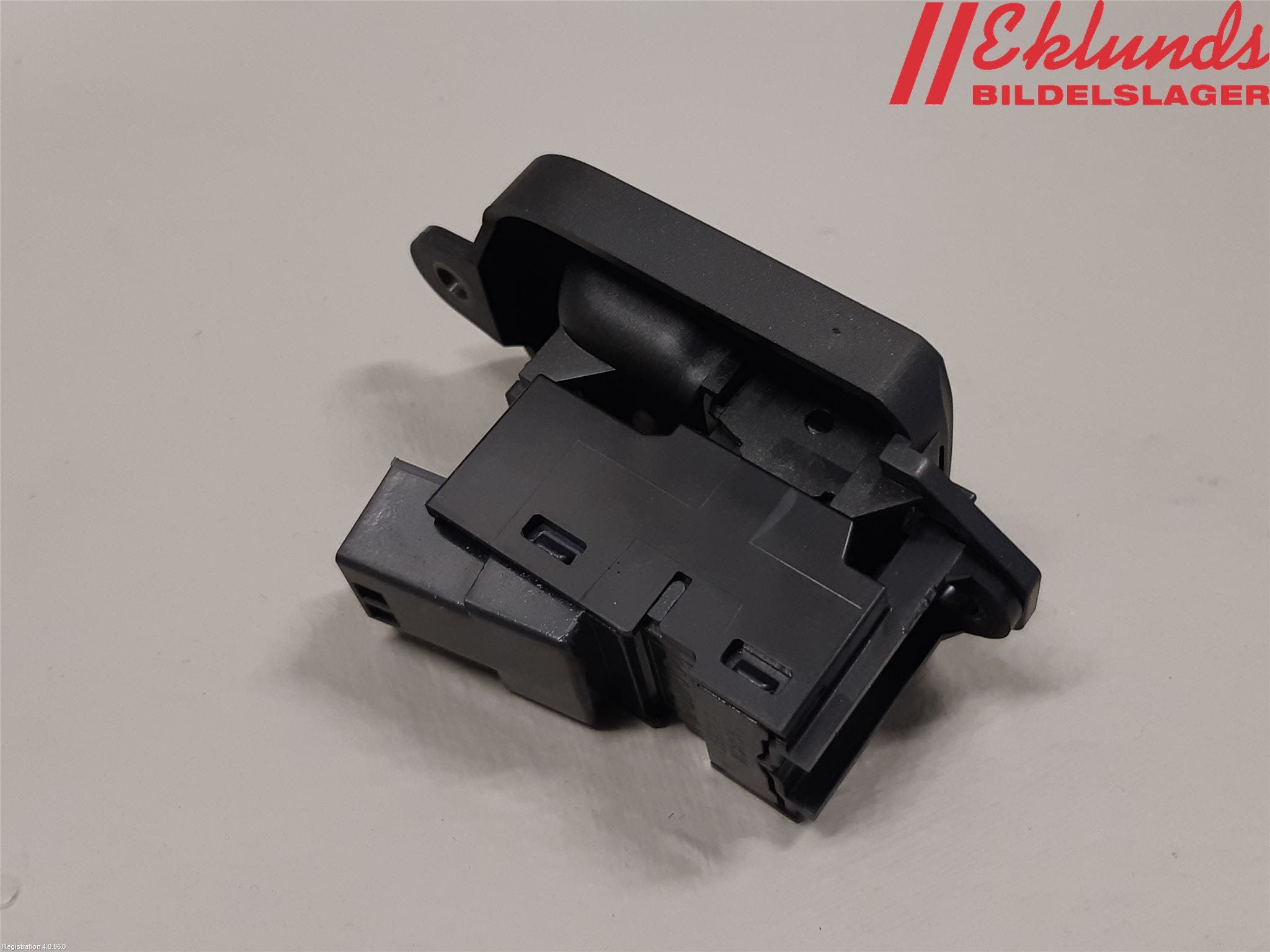 Volvo V60 11-13 Strömställare Elhiss