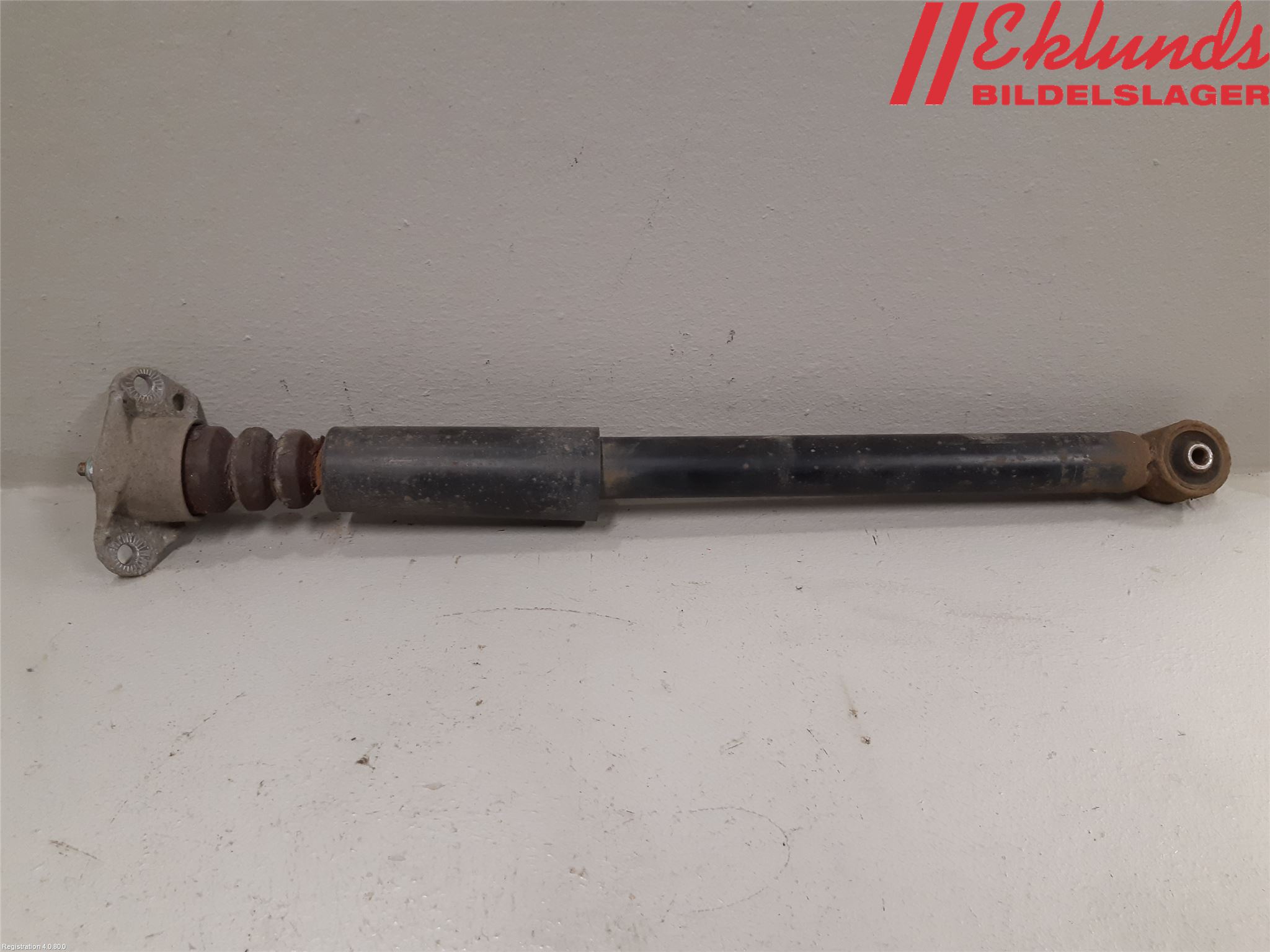 Volkswagen VW POLO 10-17 Stötdämpare Bak