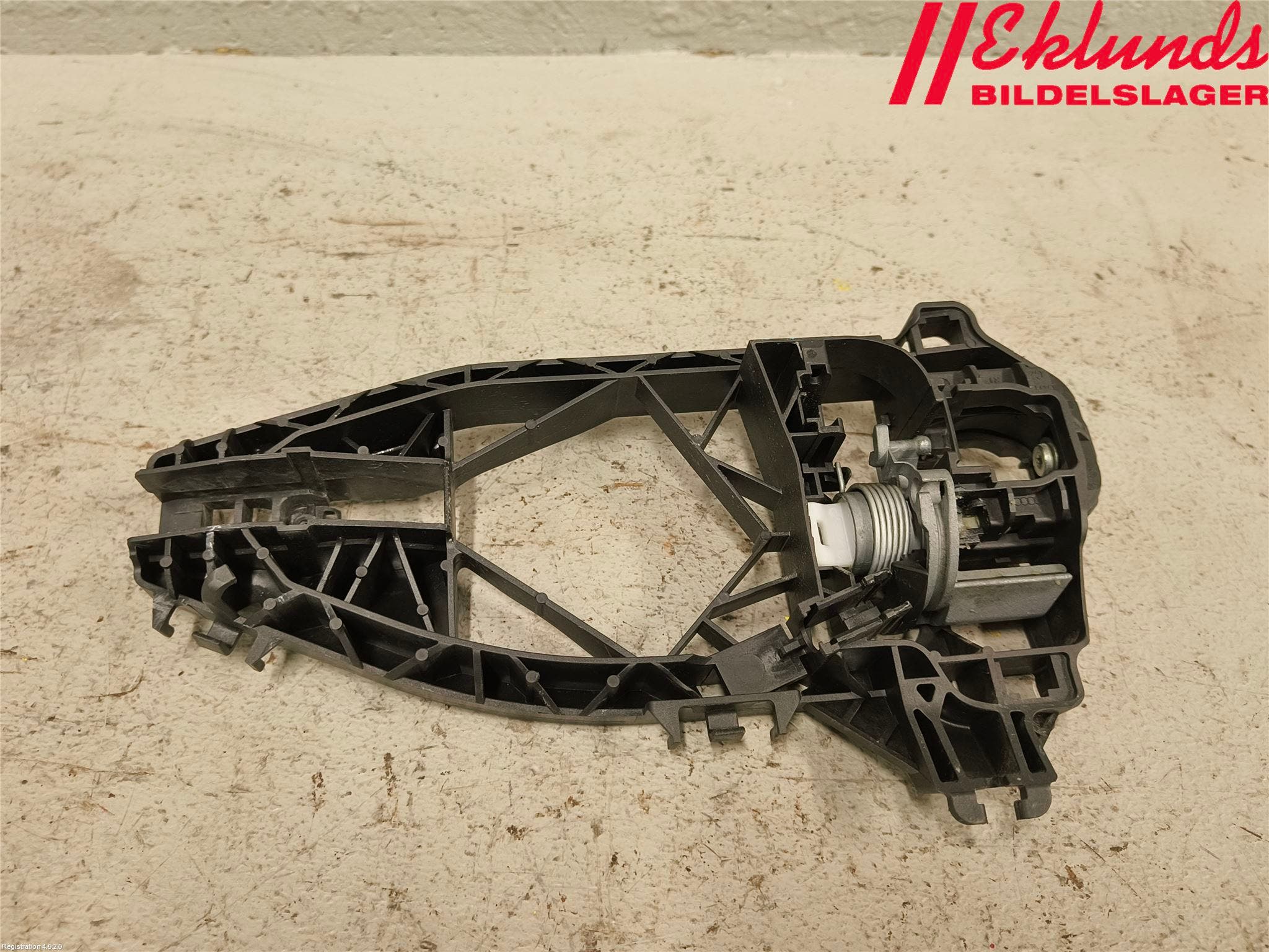 Audi A6 F2/C8 19- Dörrhandtag Yttre Hö