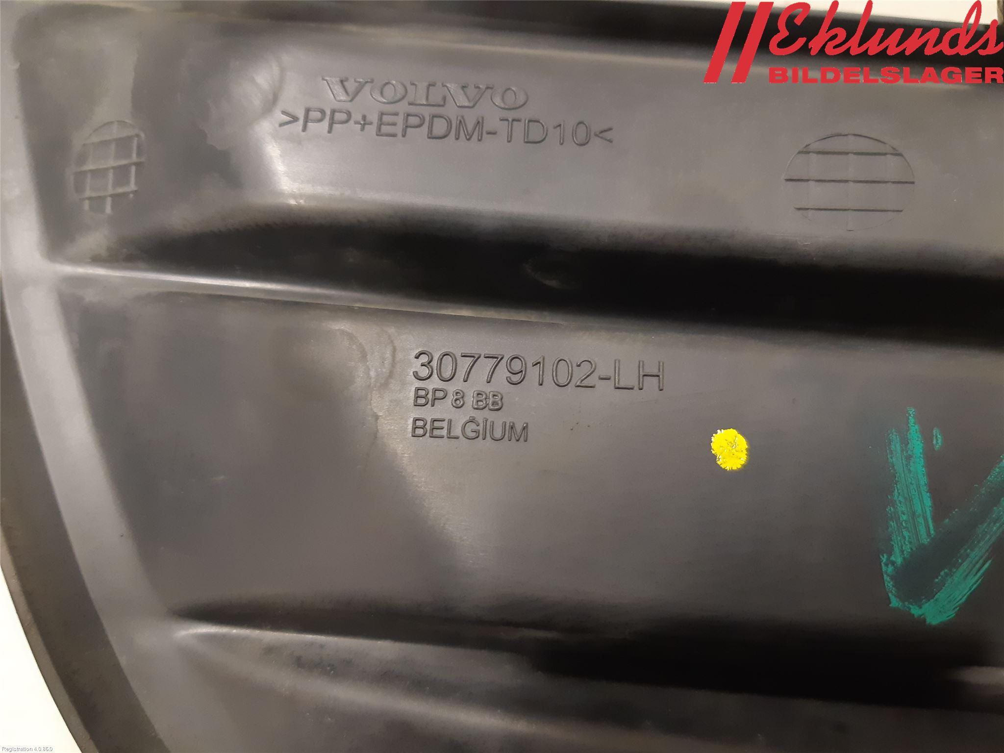 Volvo V50 08-12 Stöt Utfyllnad-List-Grill