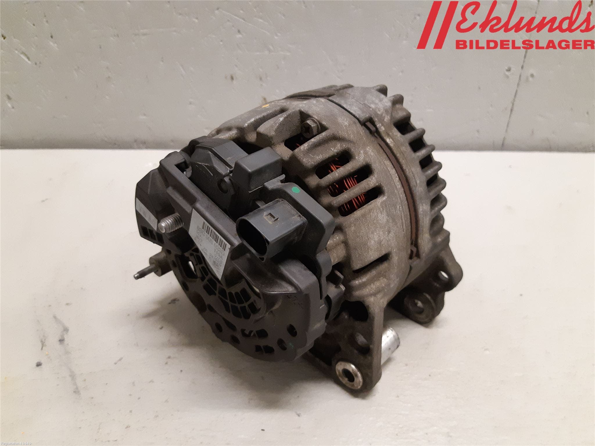 Volkswagen VW GOLF V 04-09 Generator