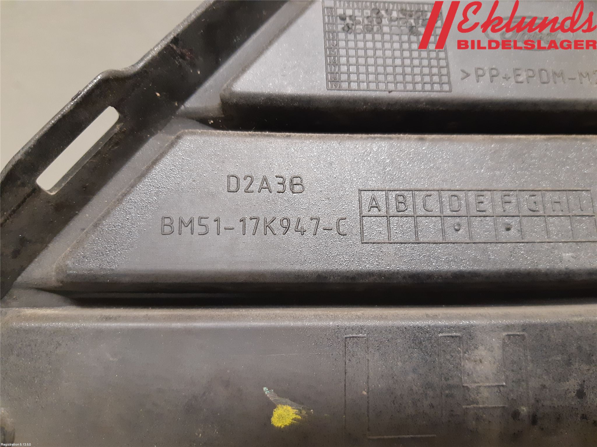 Ford FOCUS 11-14 Stöt Utfyllnad-List-Grill