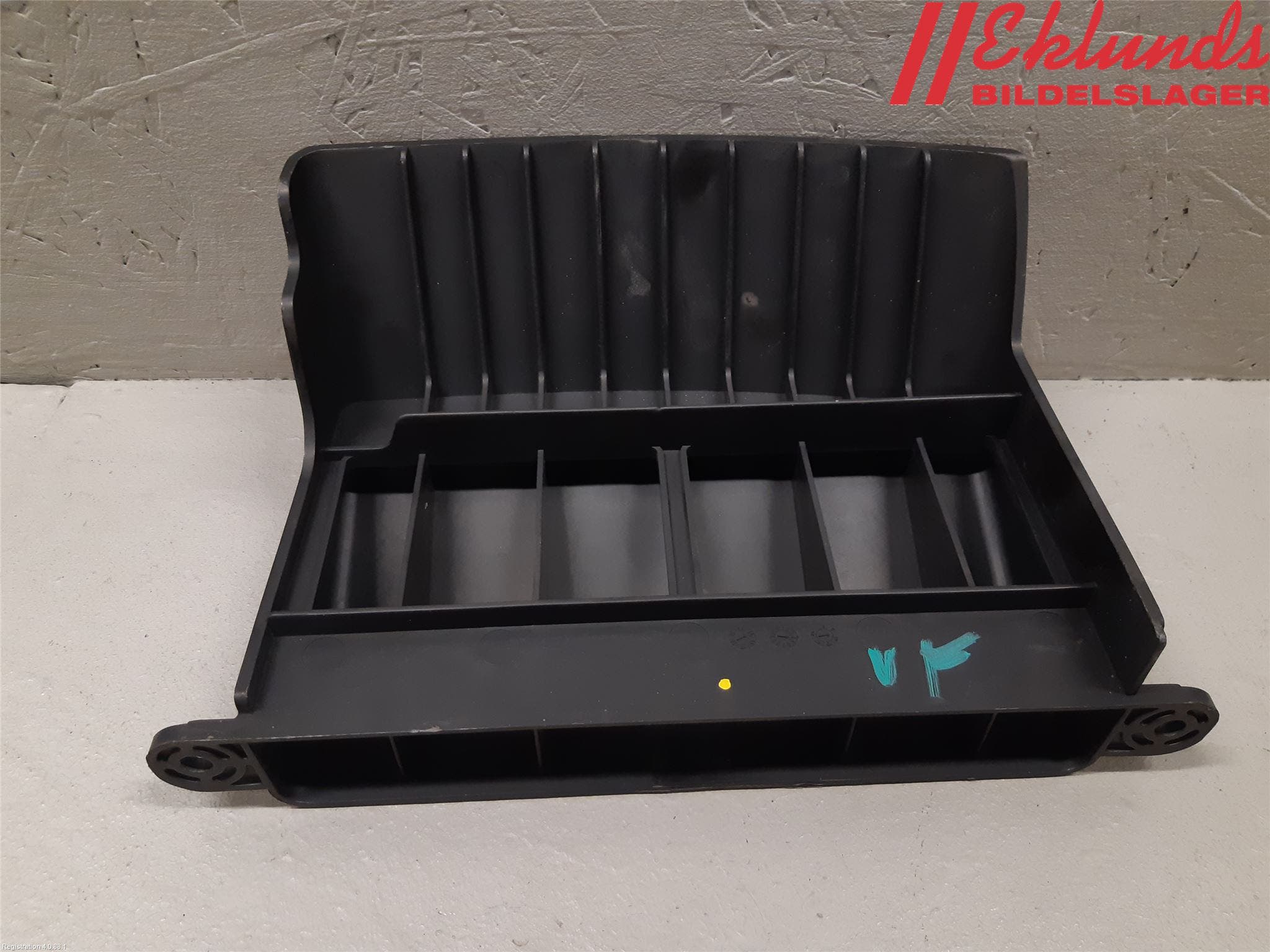 Hyundai SANTA FE 13-18 Deflektor Plåt-Plast Kylning