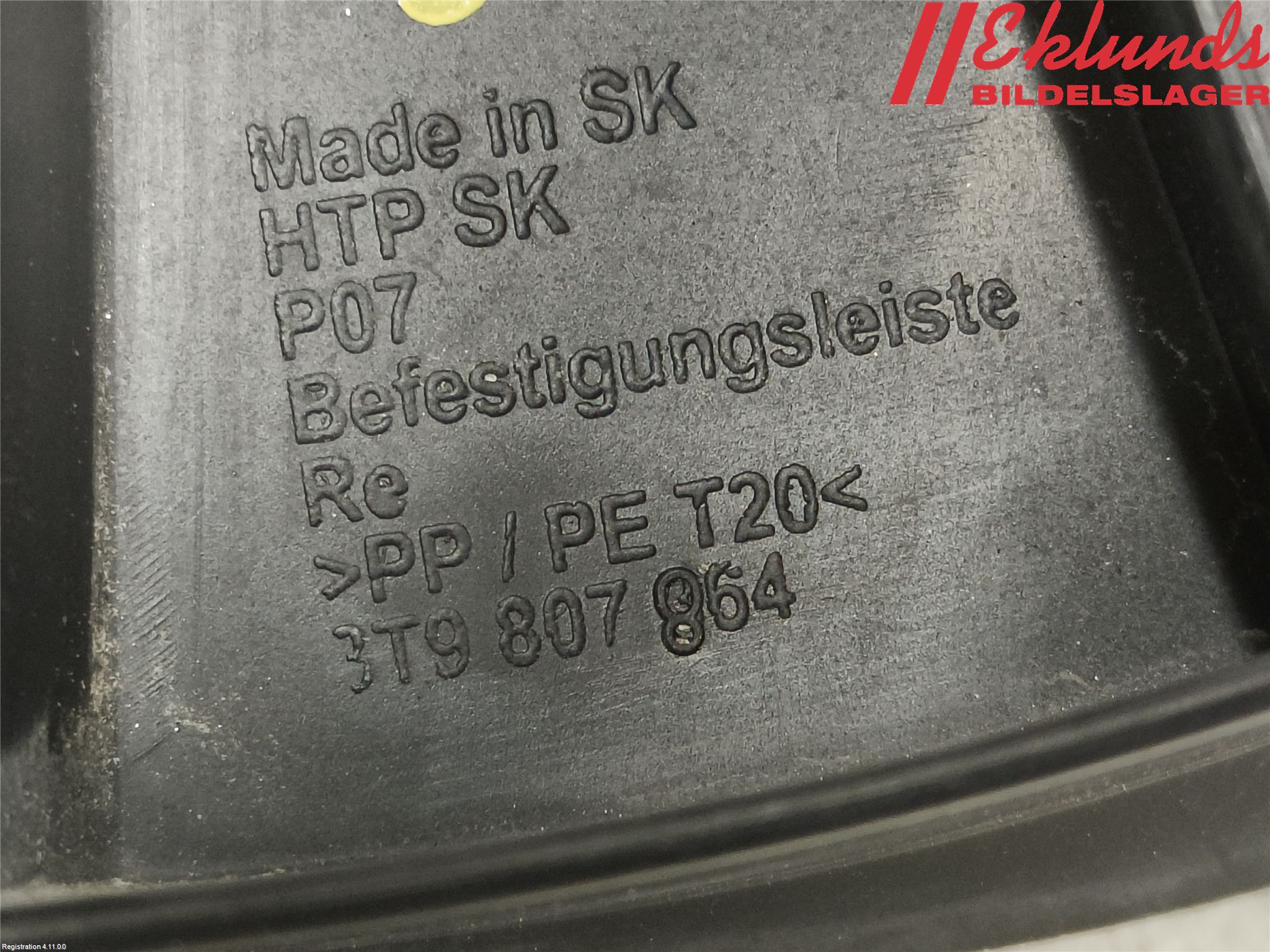Skoda SUPERB 09-15 Stötfångarfäste Bak Hö