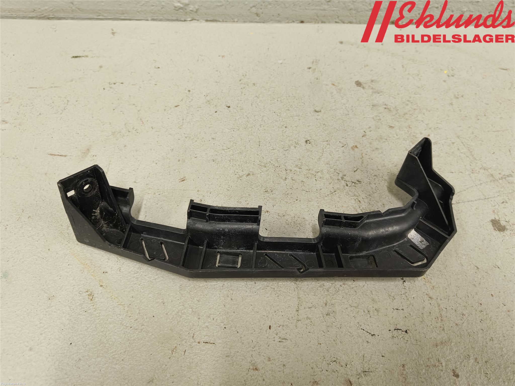 Hyundai i30 GD 13-17 Stötfångarfäste Fram Vä