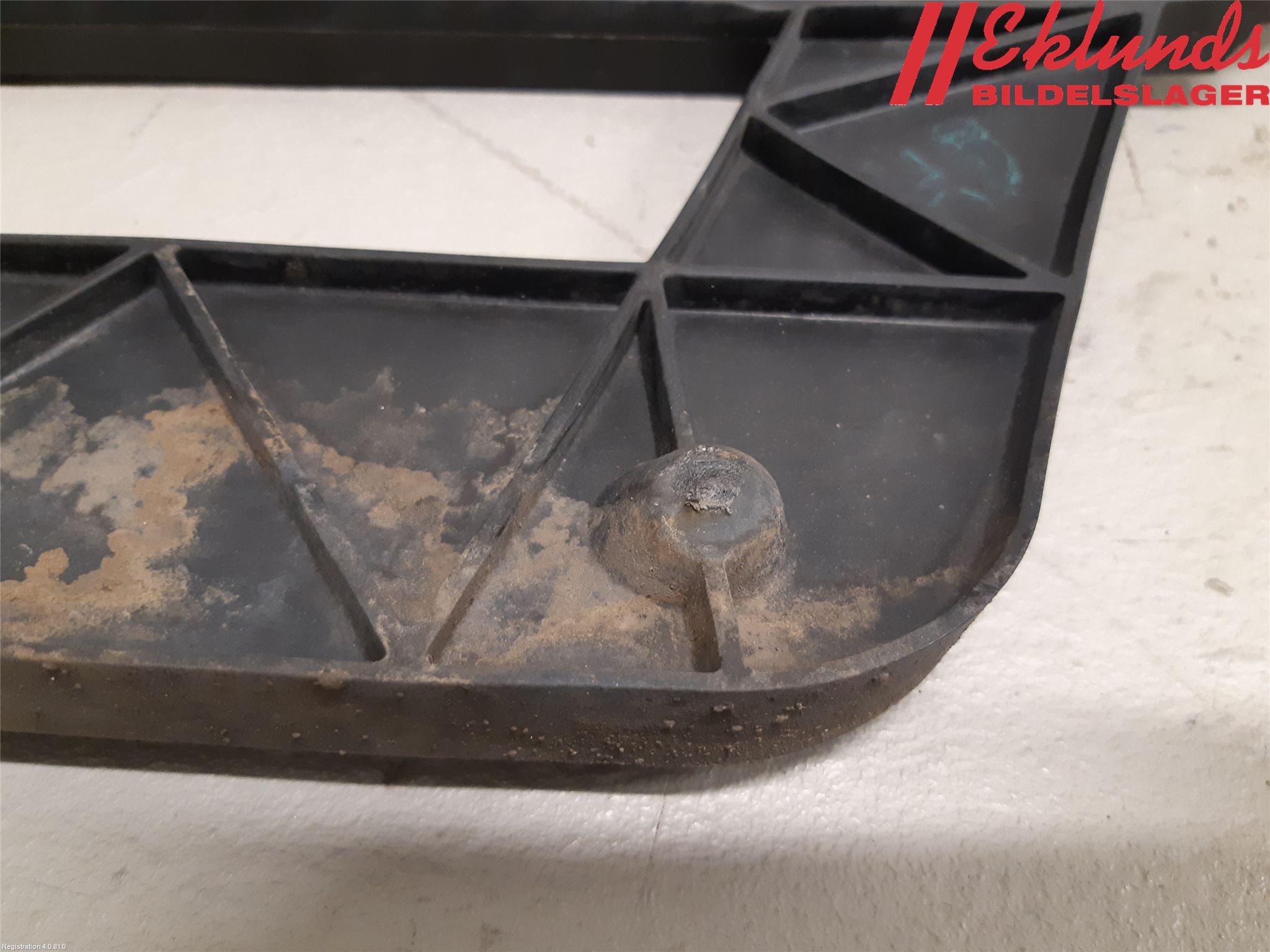 Audi A4/S4 08-11 Stötfångarfäste Bak Hö