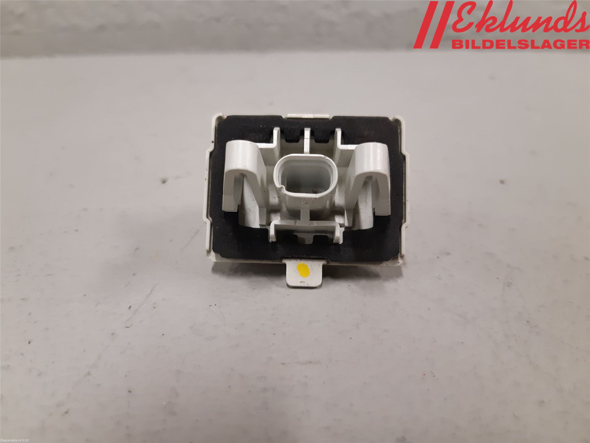 Mercedes-Benz MB E-KLASS (W212) 09-16 Skylt Belysning