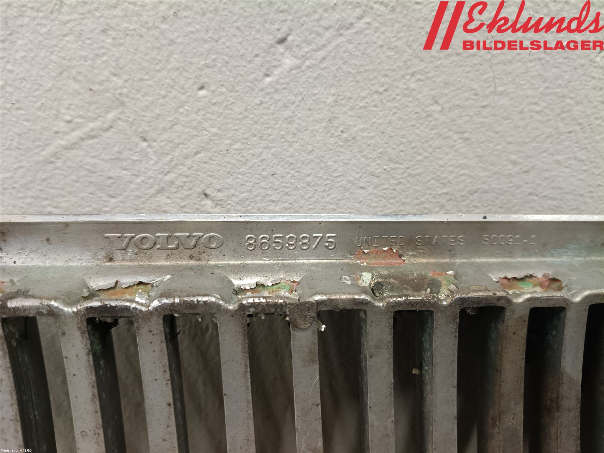 Volvo V70 00-04 Grill Komp