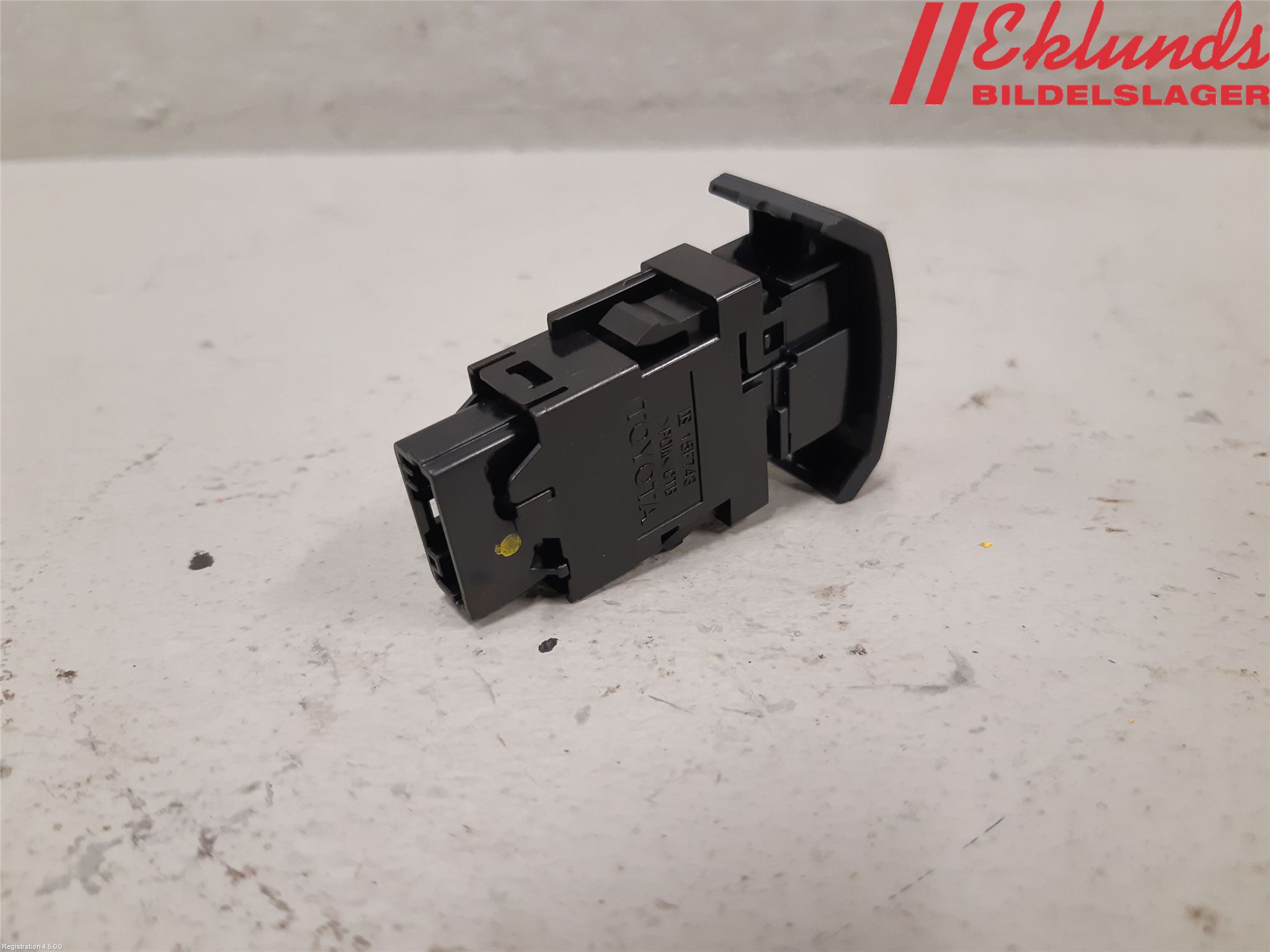 Toyota bZ4X EA10 22- Strömställare Varnings