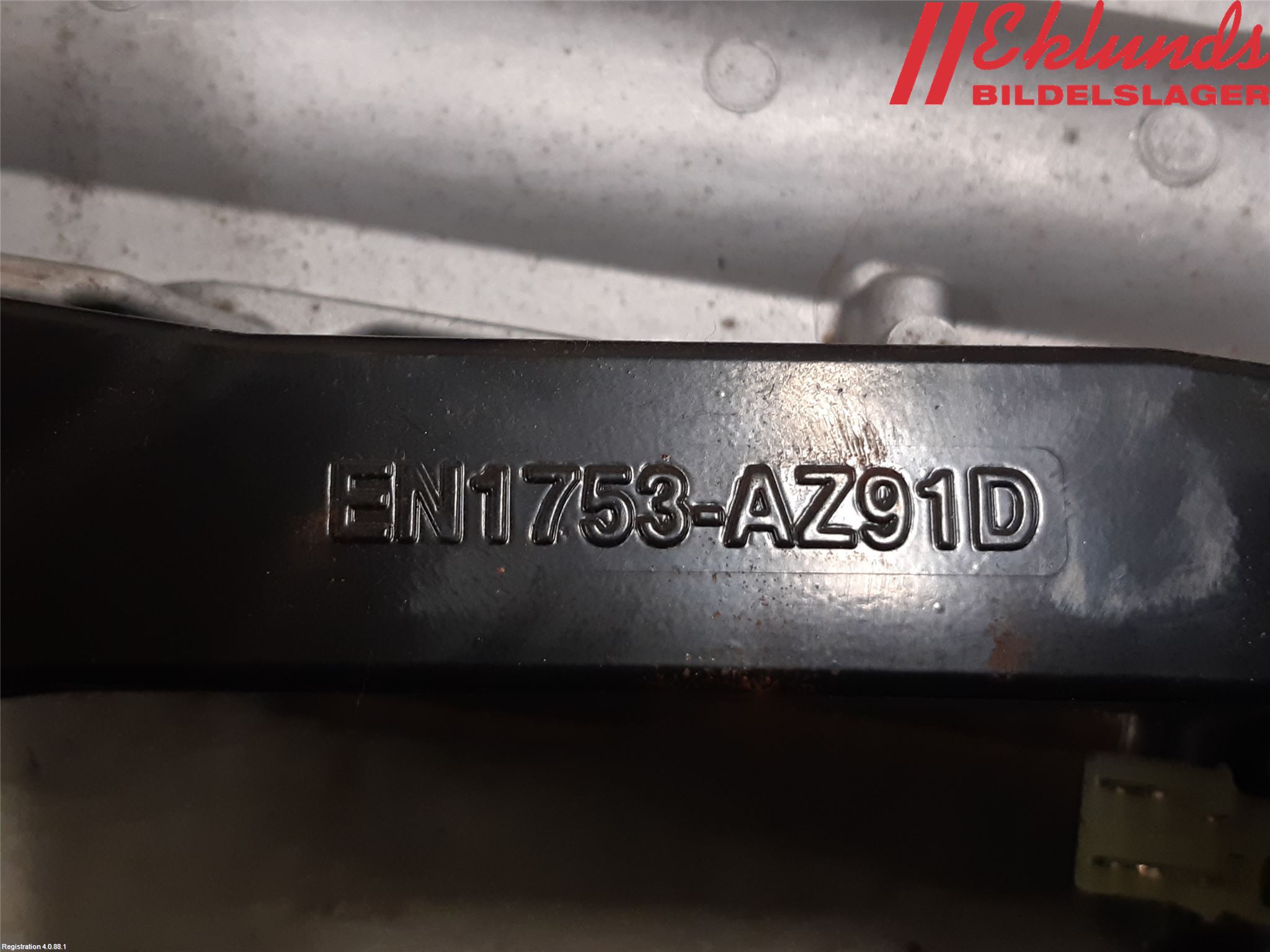 Tesla MODEL S 13- Rattaxelagg Justerbart