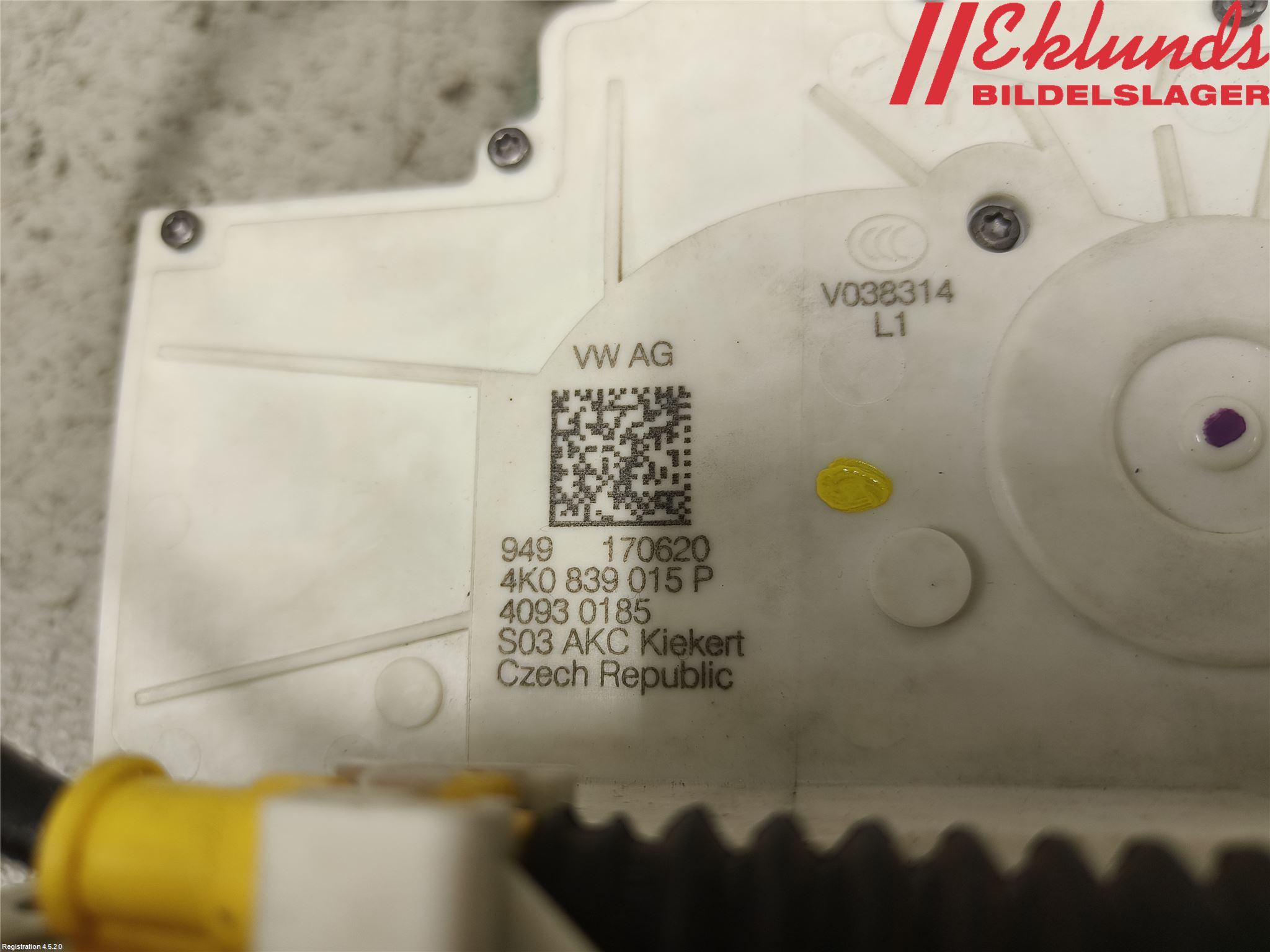 Audi A6 F2/C8 19- Låskista-Dörrlås