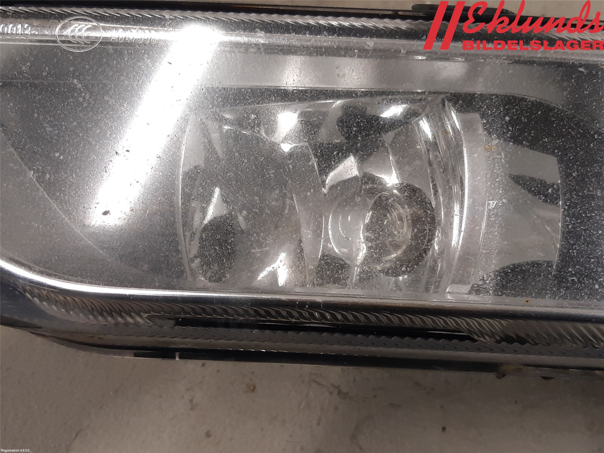 Volkswagen VW PASSAT 11-14 Dimljus-Varselljus Fram