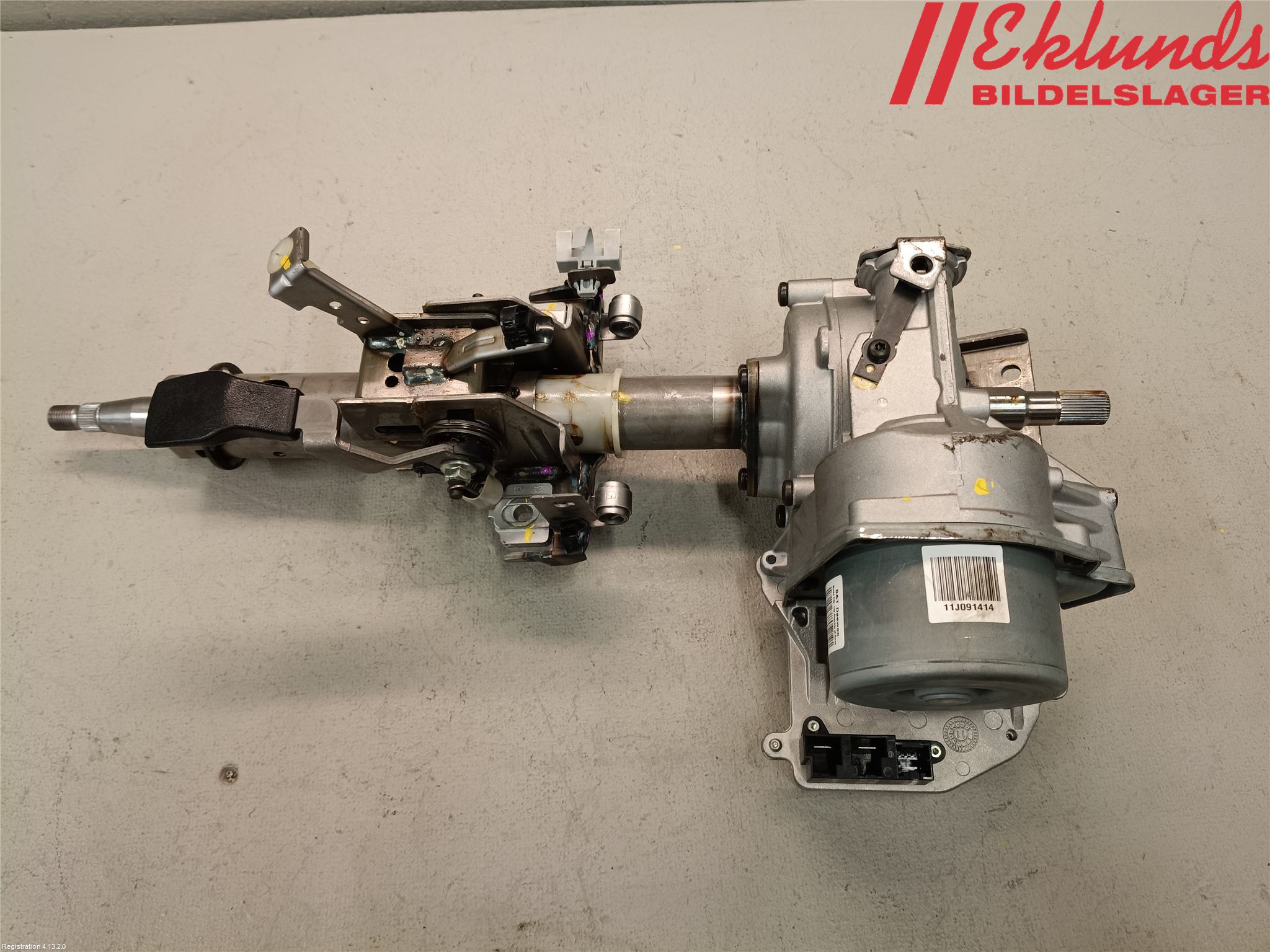 Kia CEED 06-12 Rattaxelagg Med Inb Servo