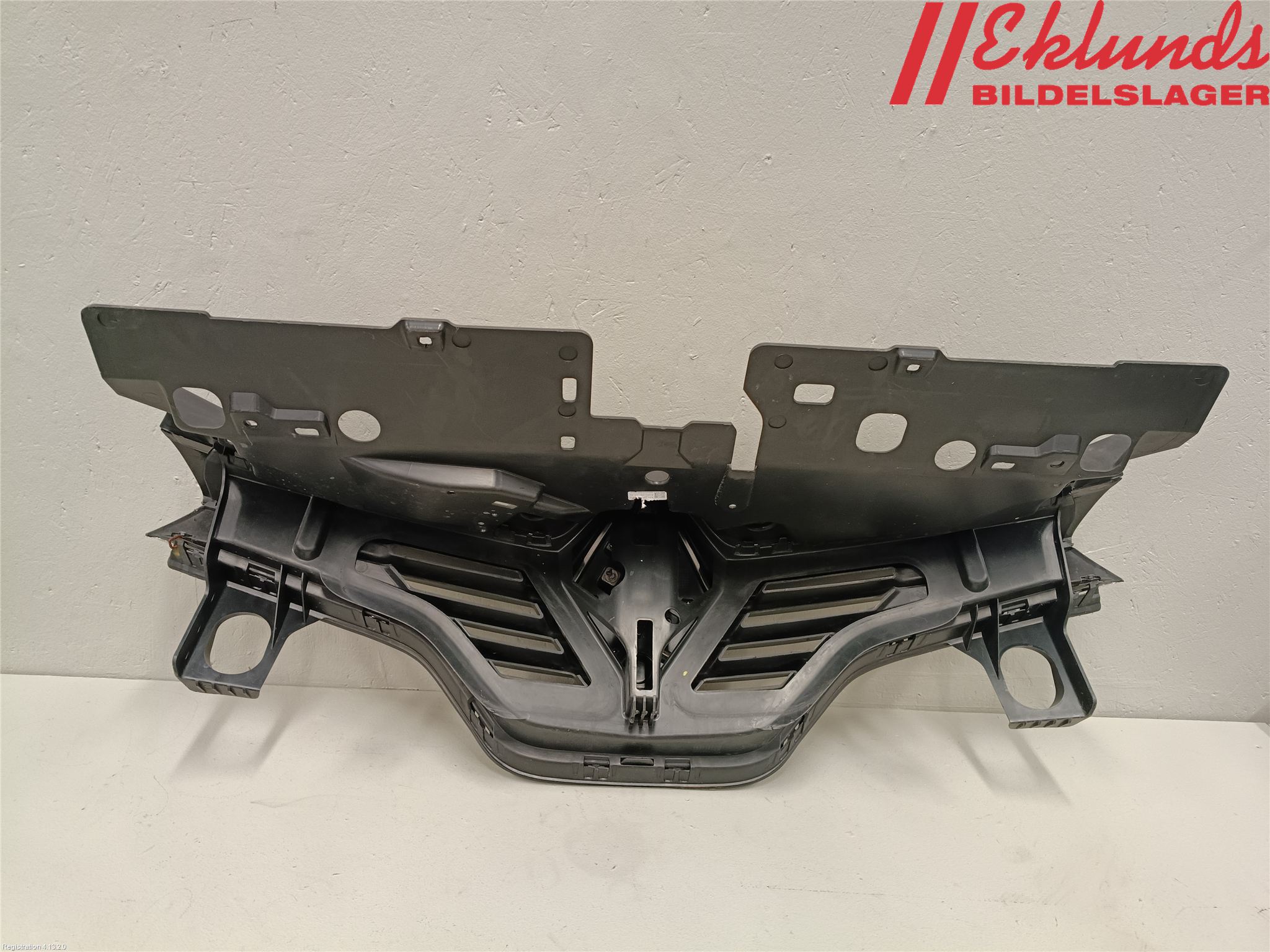Renault CAPTUR 13-19 Grill Komp
