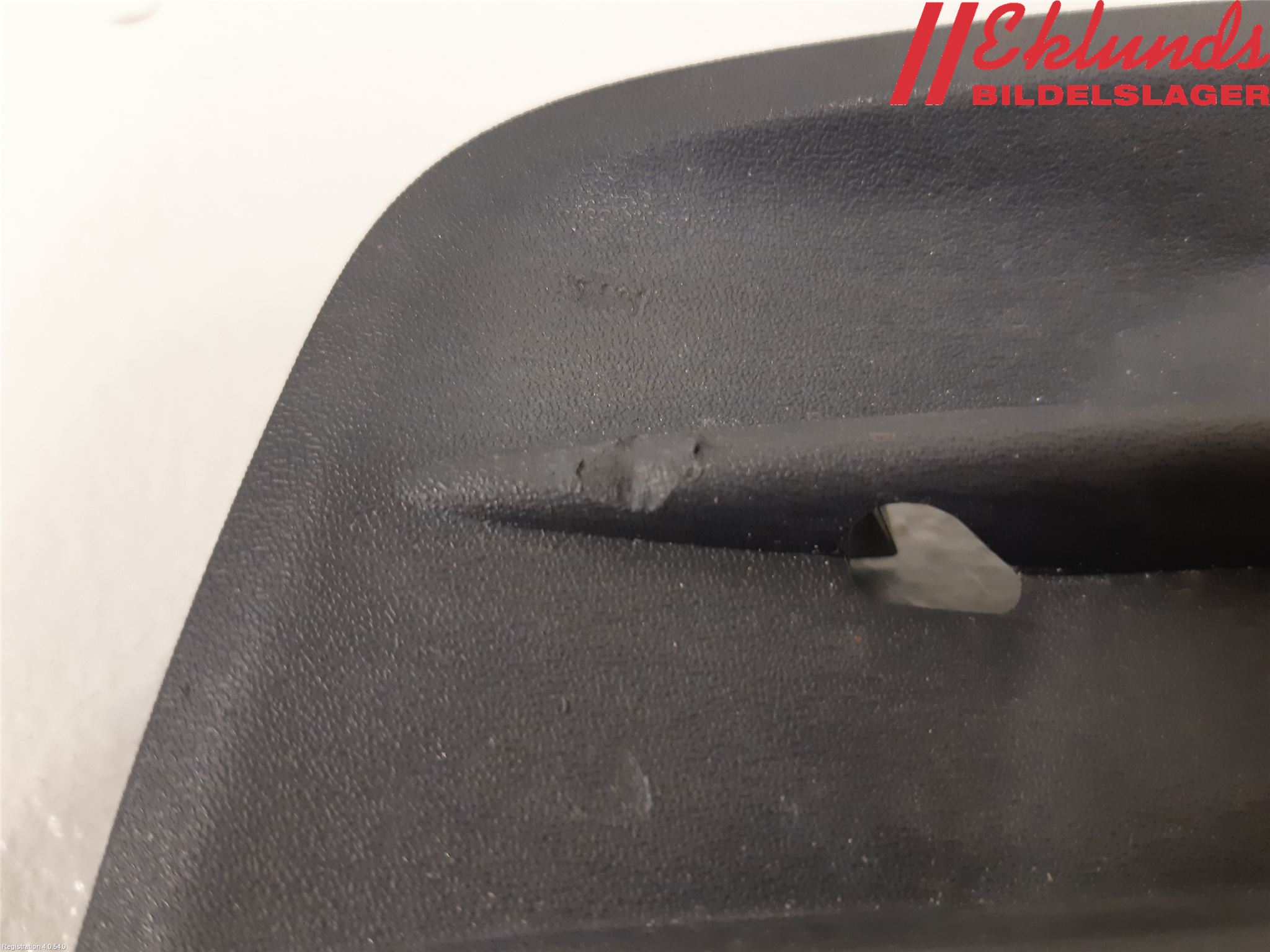 Volvo V50 08-12 Stöt Utfyllnad-List-Grill