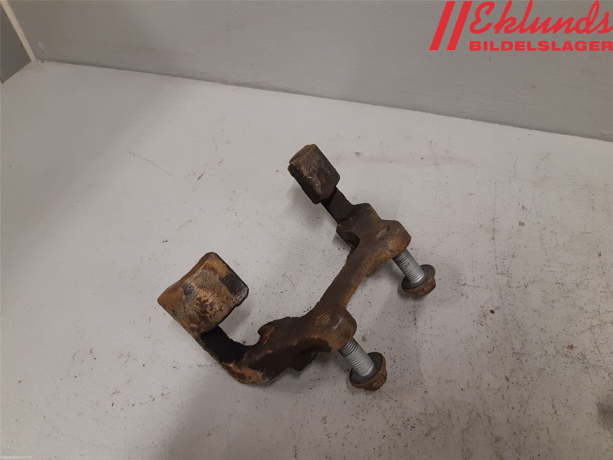 BMW 3 F30/F31/F80 12-19 Bromsokshållare