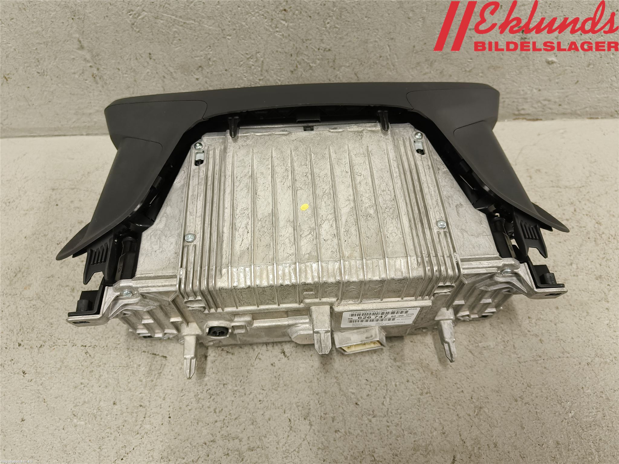 Peugeot 2008/E-2008 20- Instrument Komb