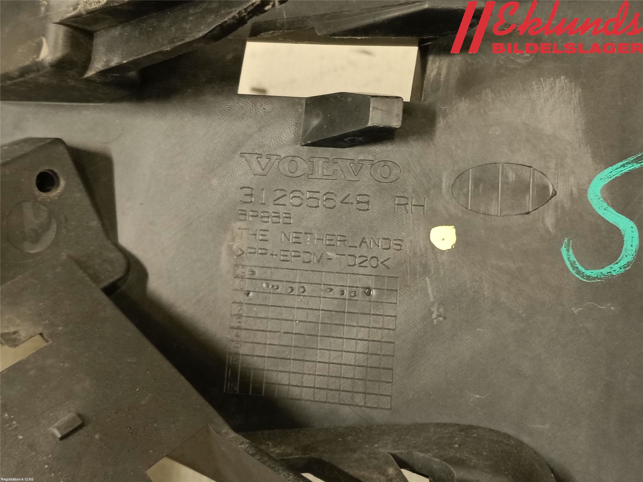 Volvo S60 11-13 Stötfångarfäste Fram Hö