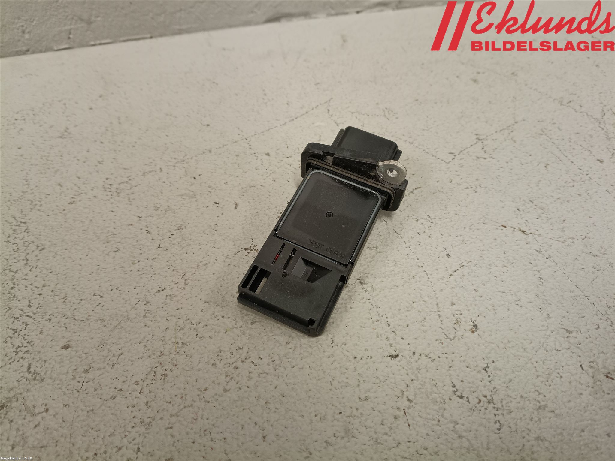Nissan QASHQAI+2  10-14 Injluftmassamätare