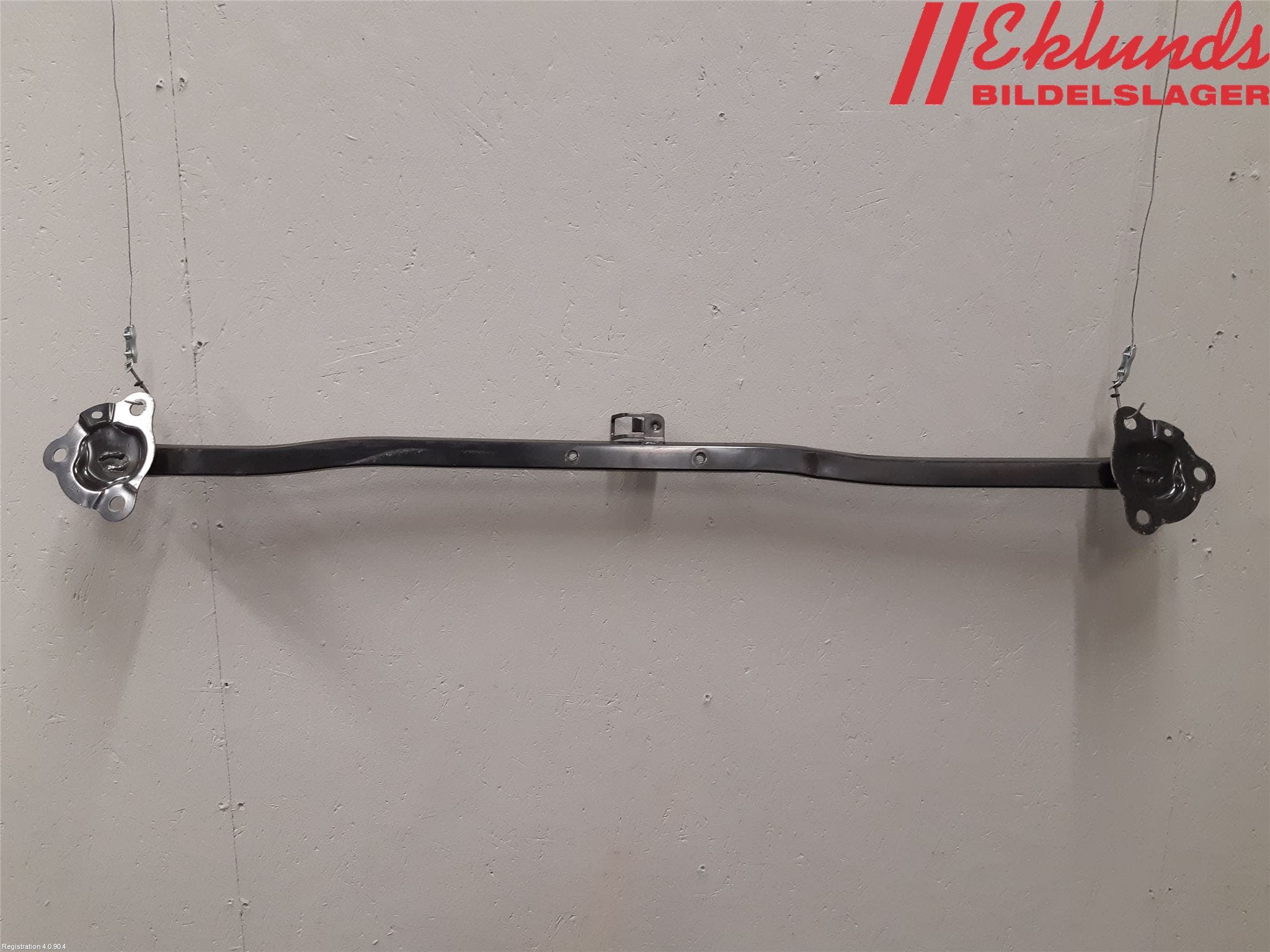 Volvo V40 12-19 Momentstag Fram