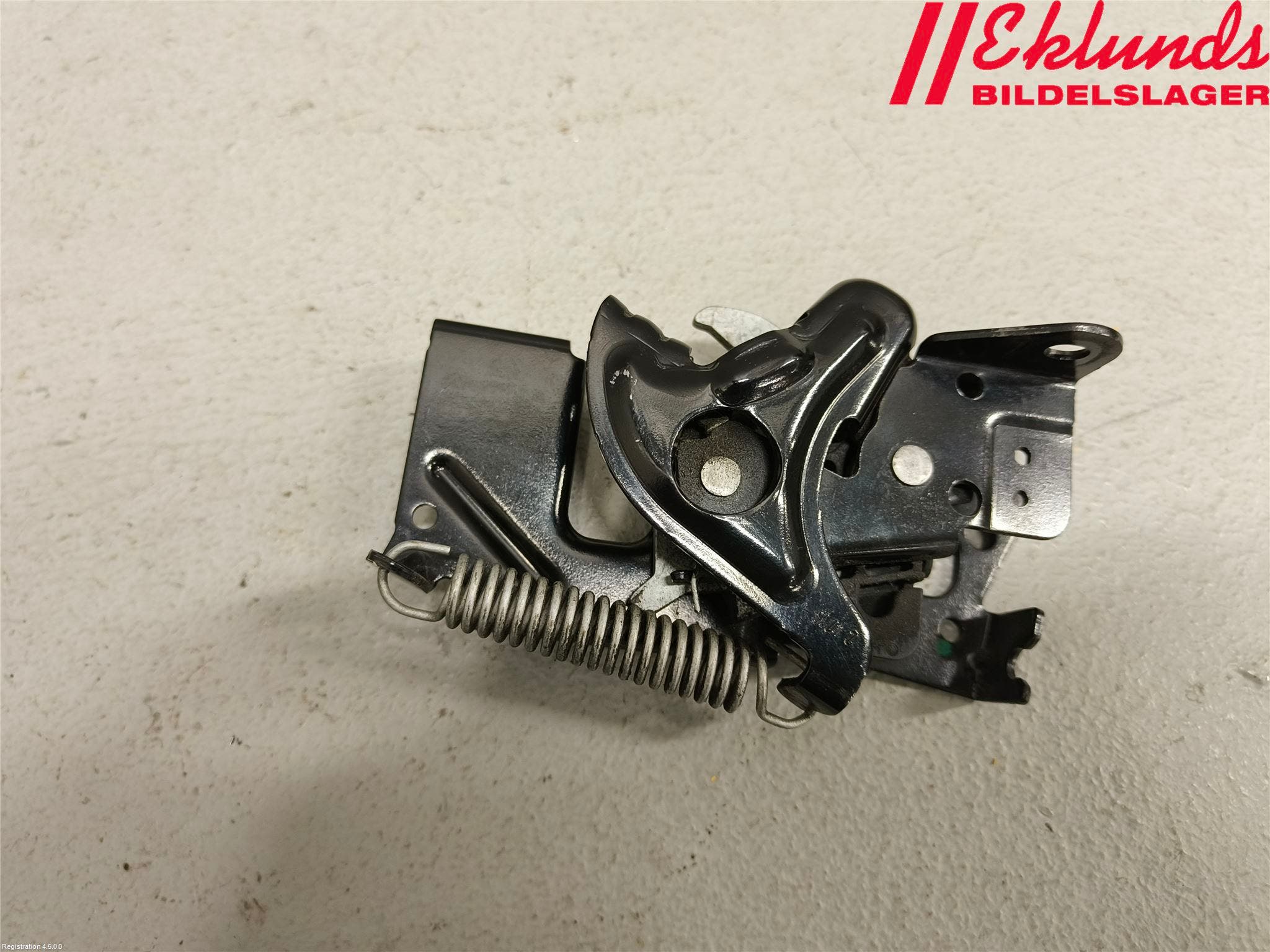 BMW 3 F30/F31/F80 12-19 Huvlås