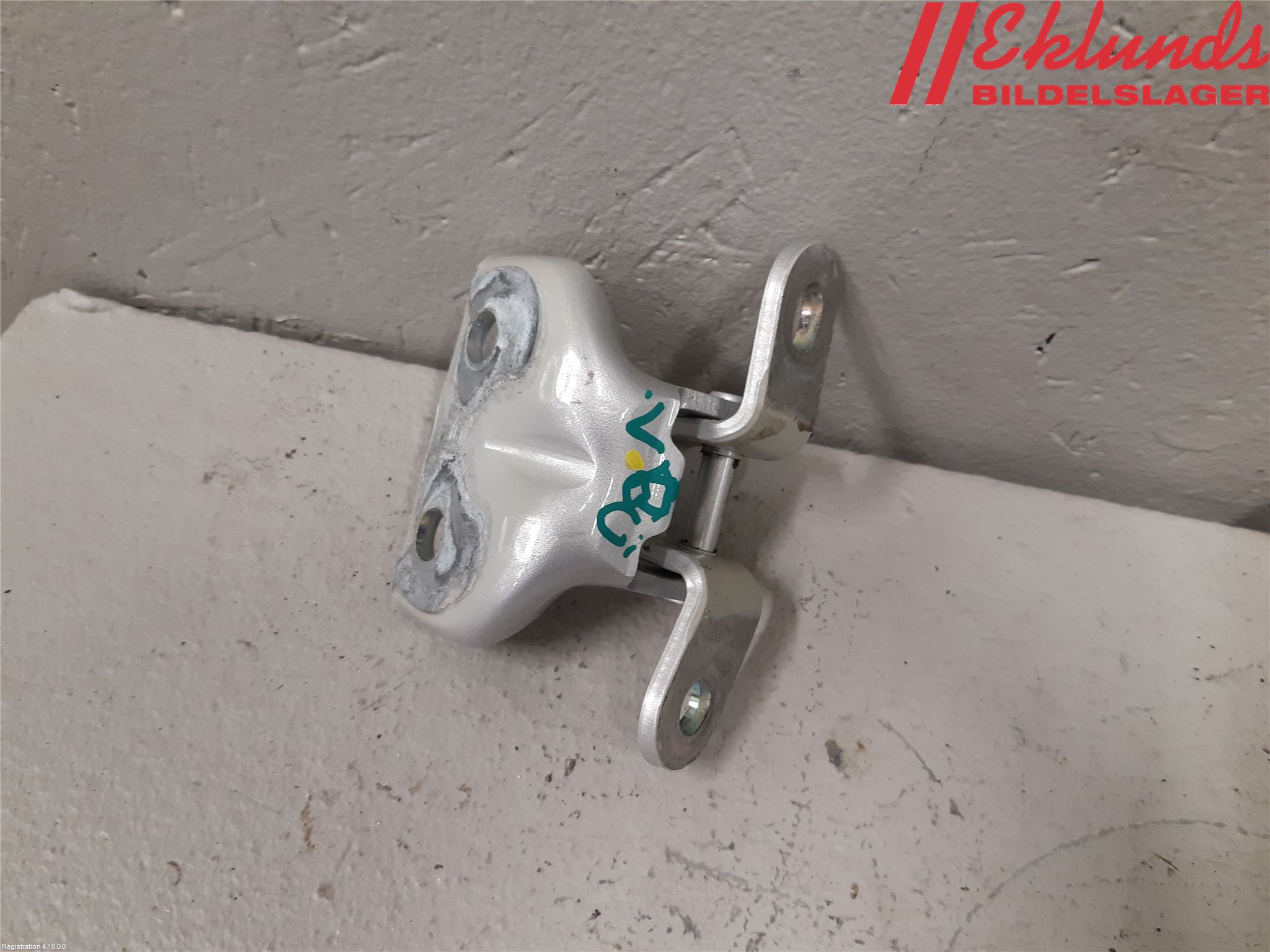 Kia SORENTO 10-14 Dörrgångjärn