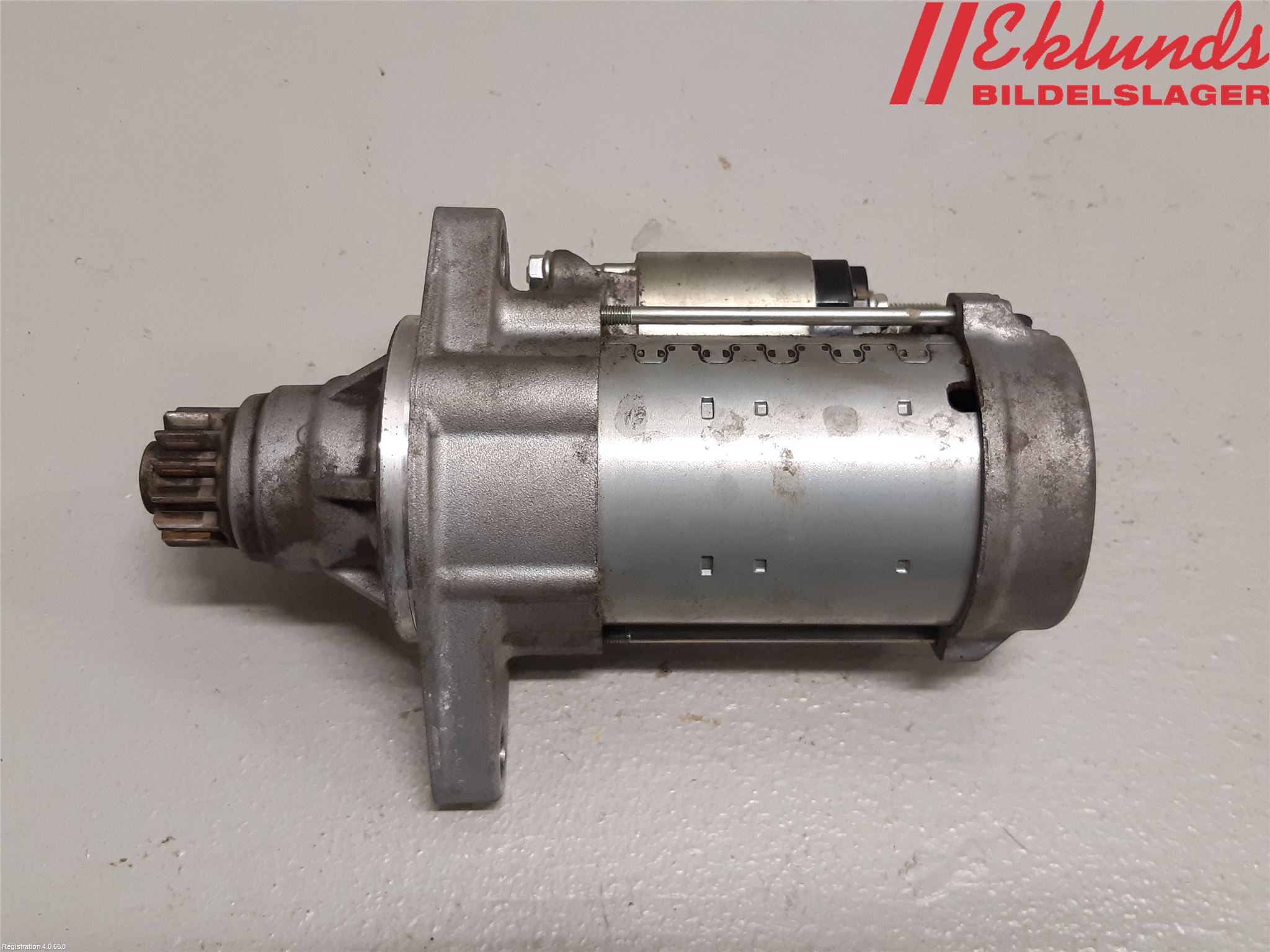 Volkswagen VW POLO VI 18->> Startmotor