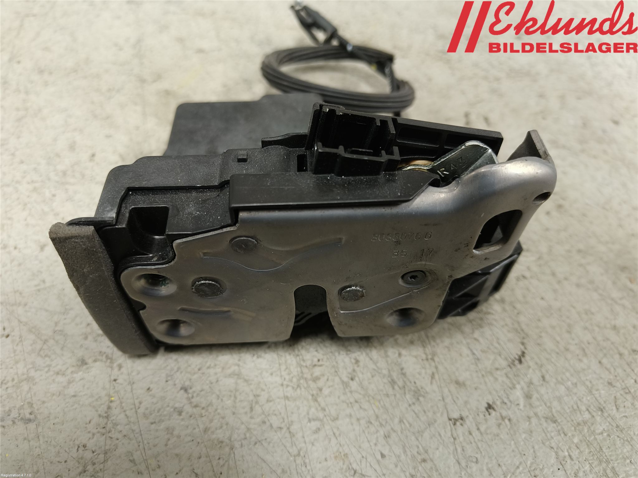 Opel INSIGNIA 17- Låskista-Dörrlås