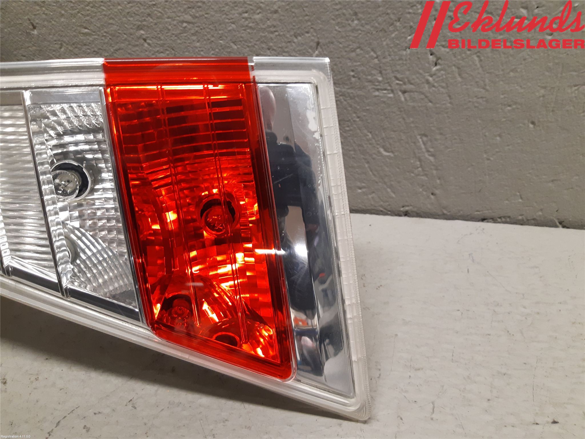 Volvo V70 14-16 Bakljus Lucka Hö