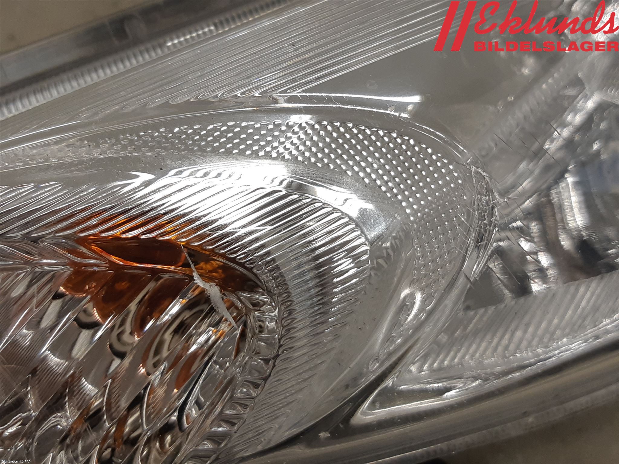 Nissan JUKE 10-14 Strålkastare Vänster