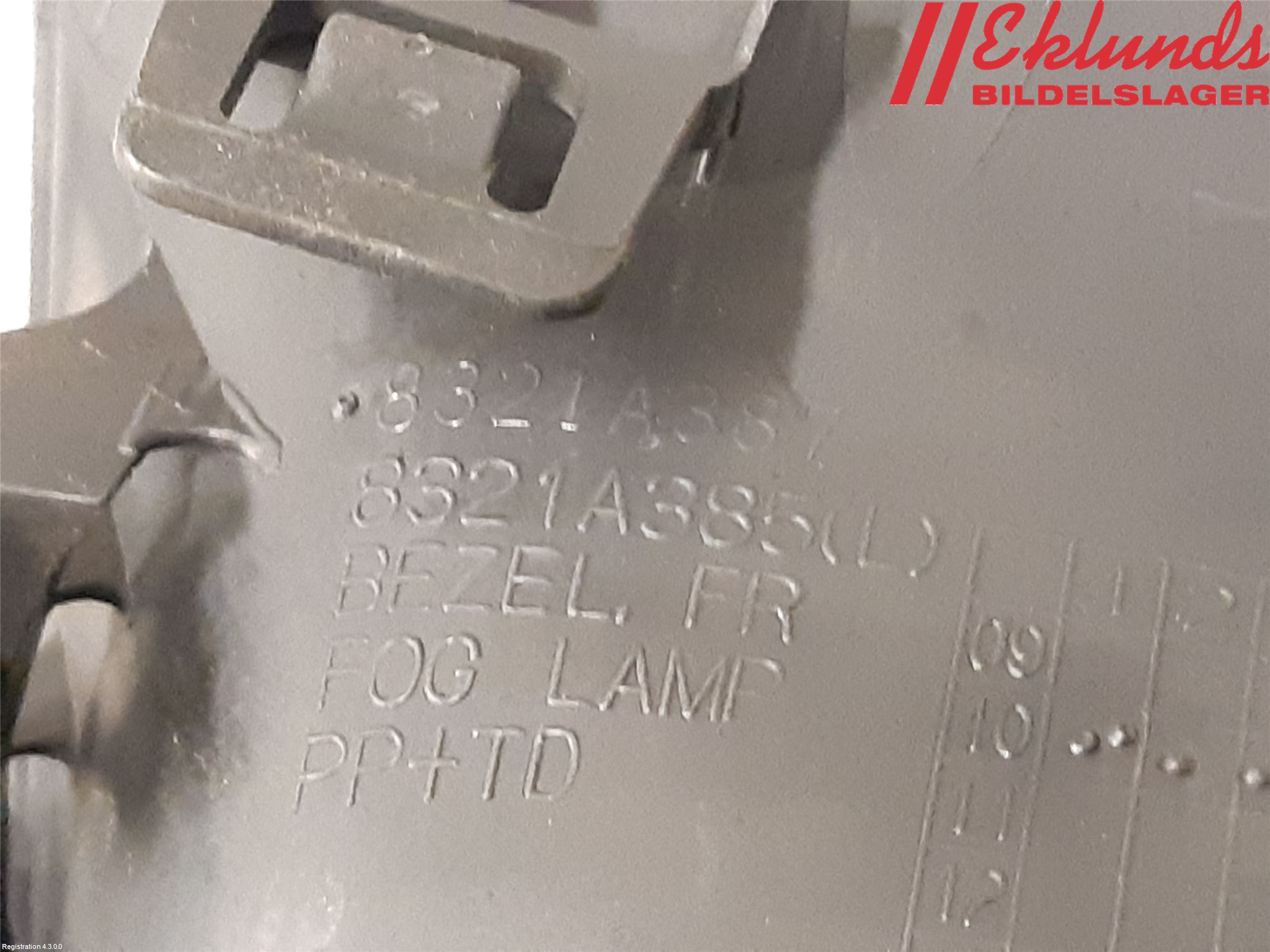 Mitsubishi ASX 10-22 Dimljussarg Fram