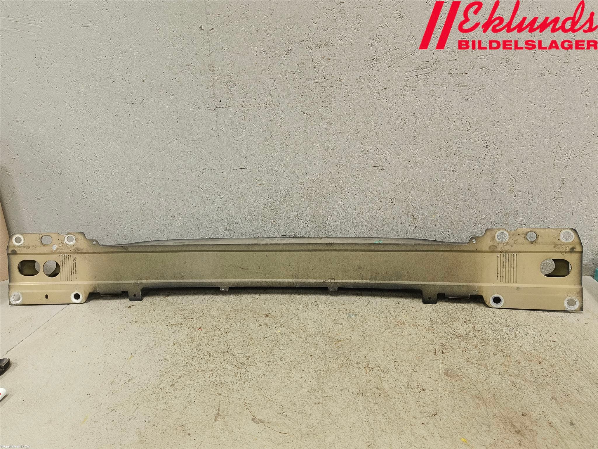 Volvo V70 14-16 Stötfångarbalk Fram