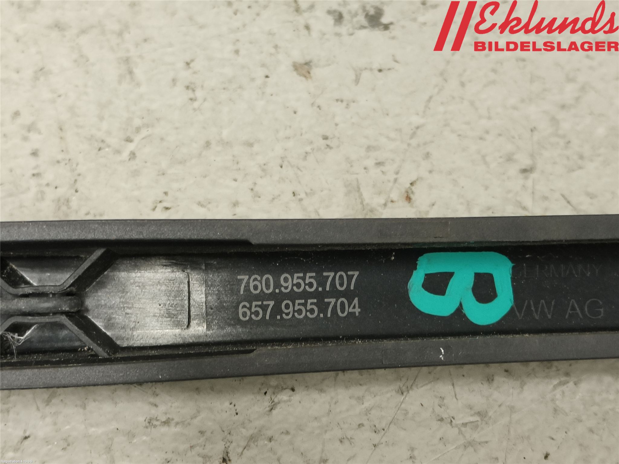 Skoda SCALA 19- Torkararm-Bakruta