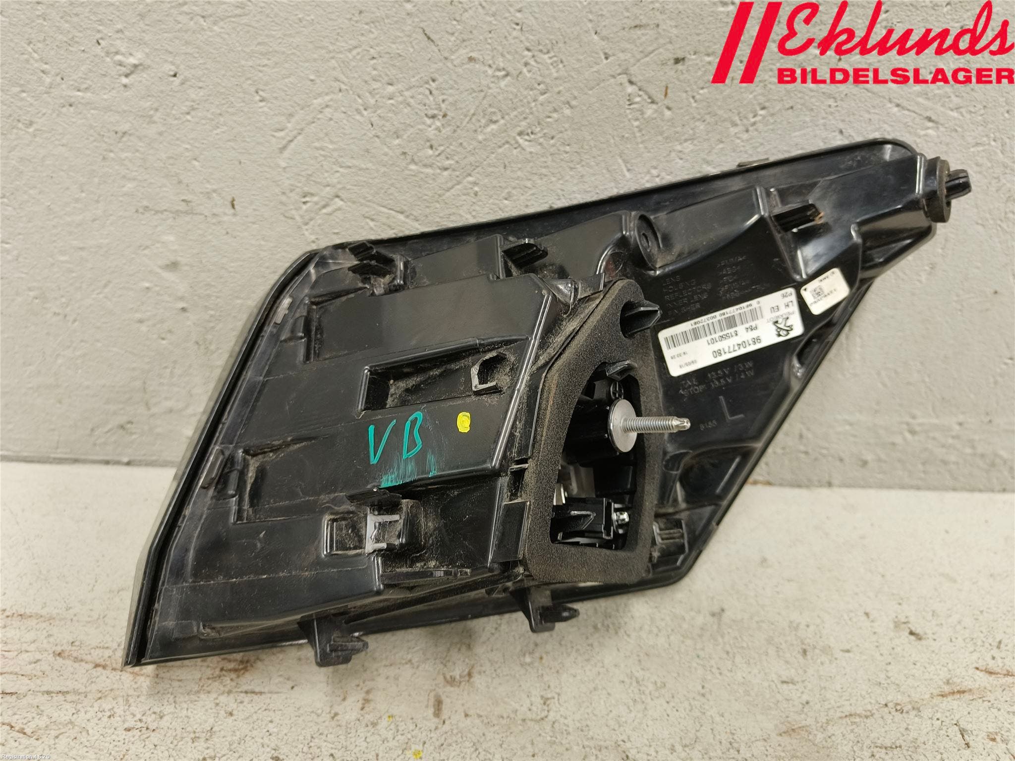 Peugeot 3008 17-24 Bakljus Vänster