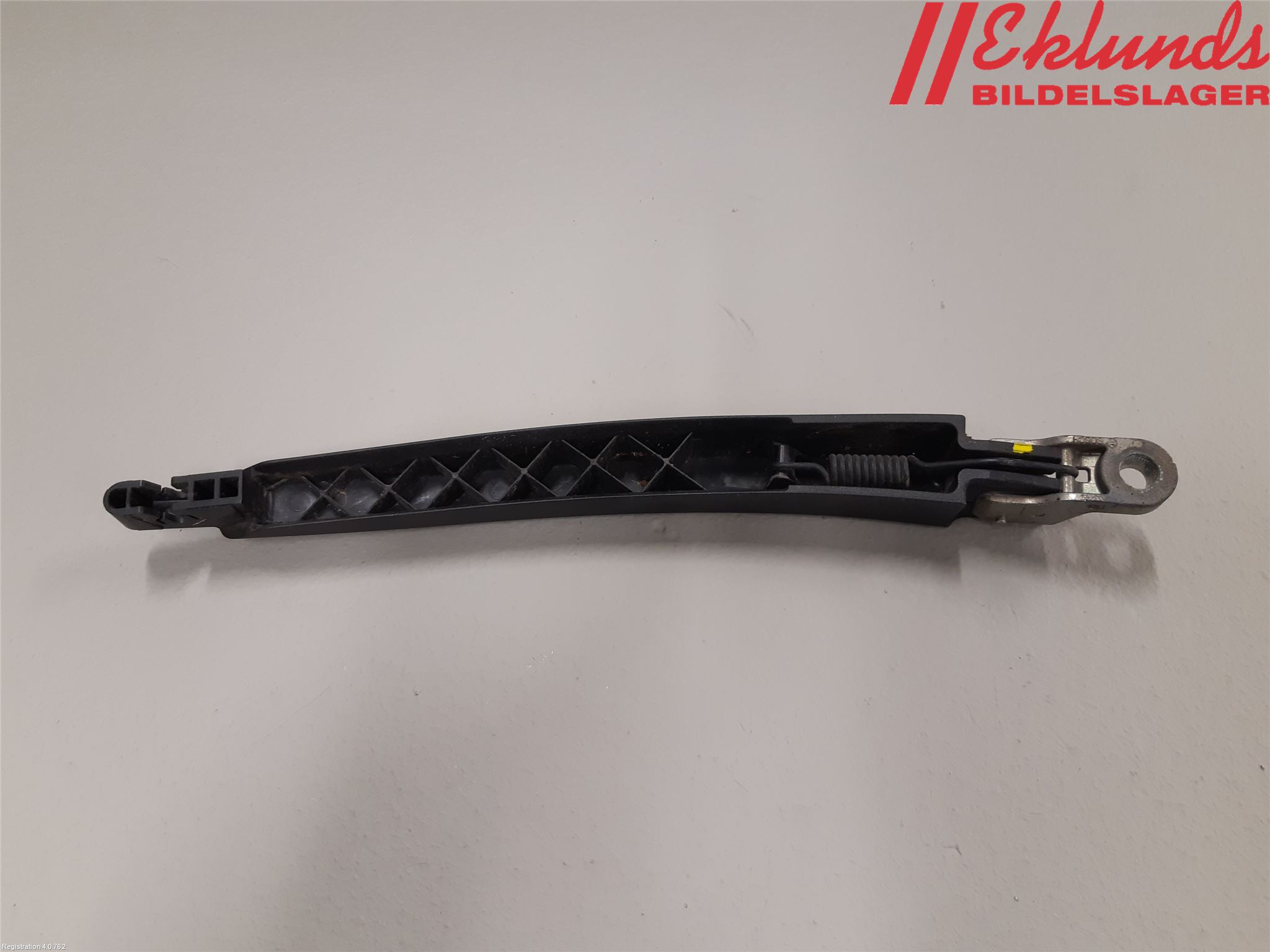 Ford FIESTA 13-17 Torkararm-Bakruta