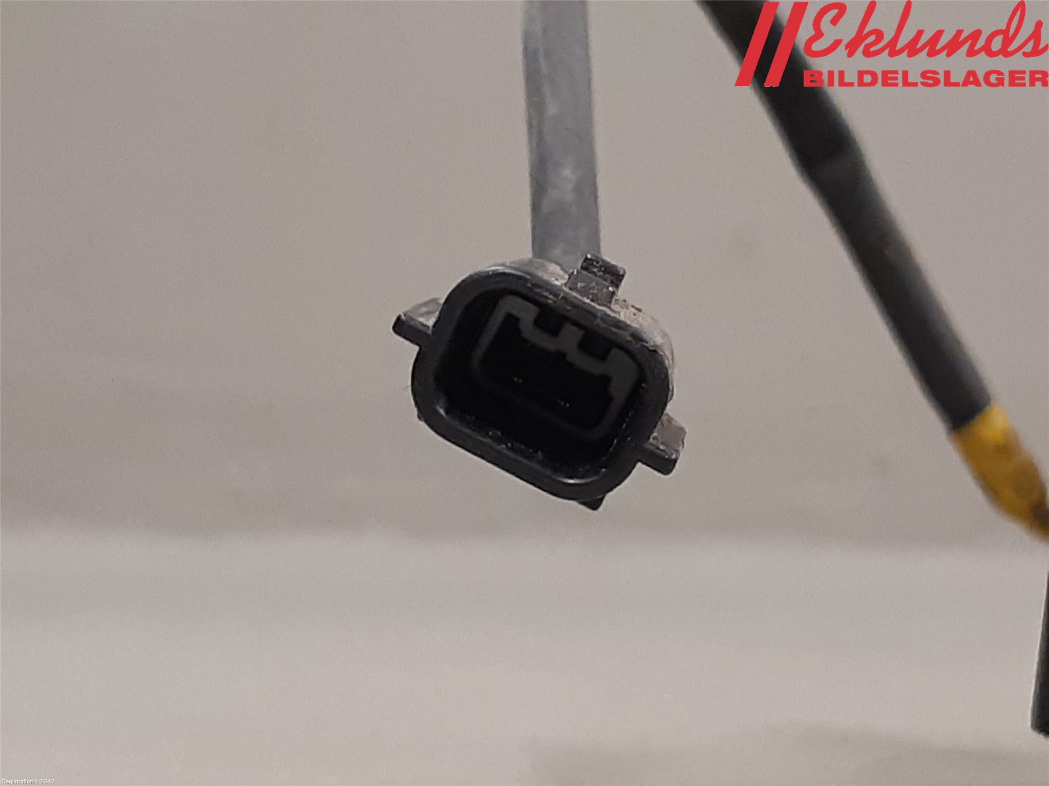 Fiat TALENTO 16- Huvlås