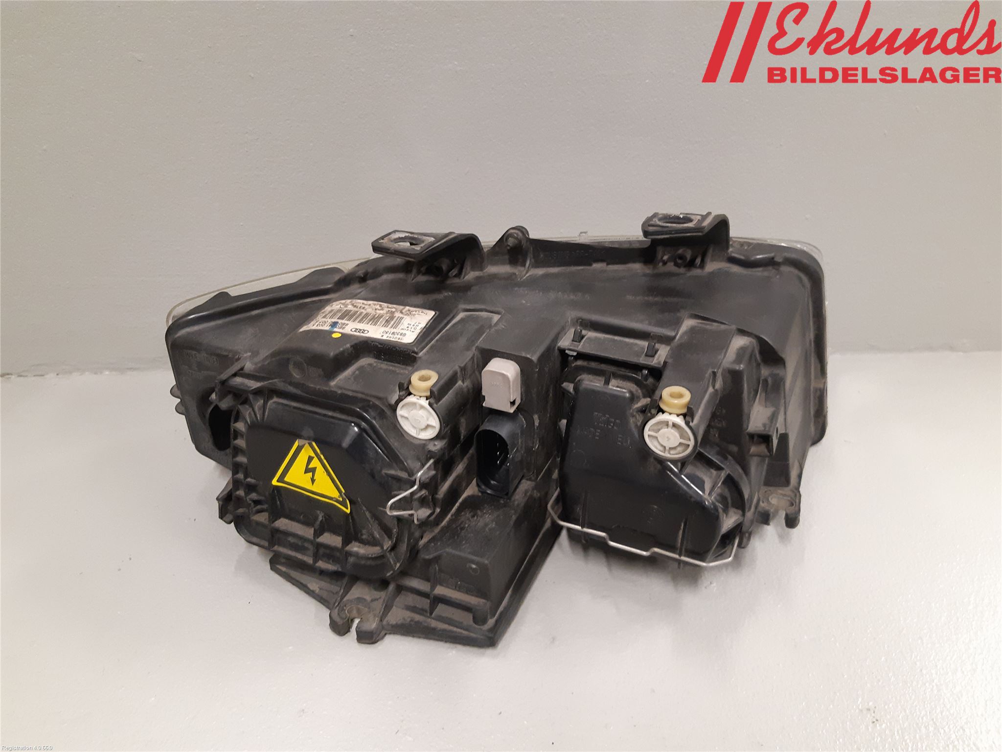 Audi A4/S4 01-05 Strålkastare Vänster