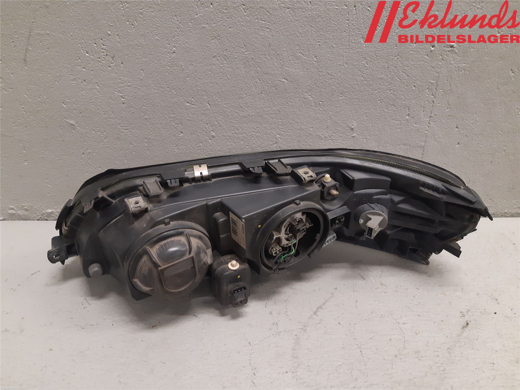 Volvo V70 00-04 Strålkastare Höger