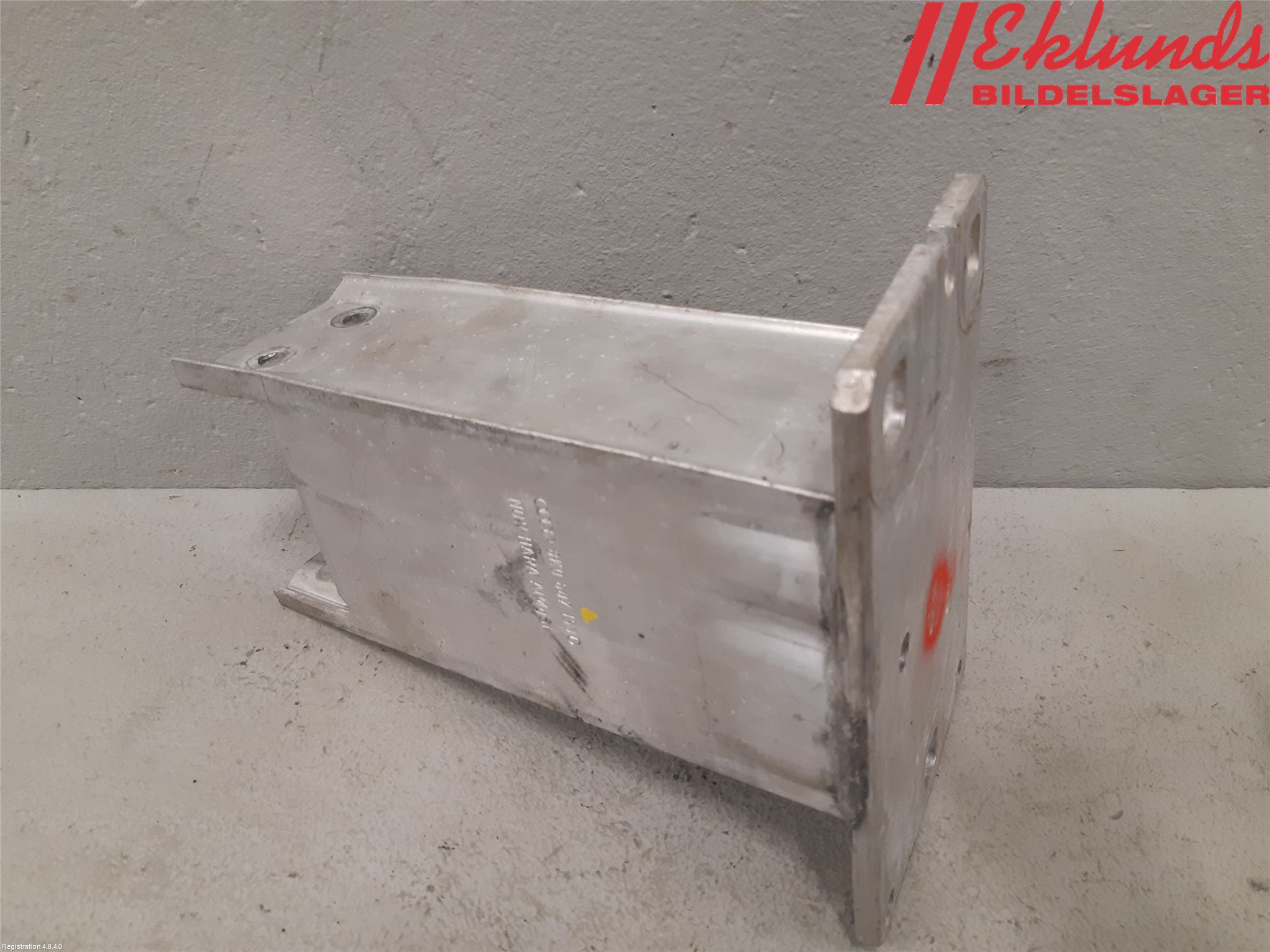 Audi A4/S4 08-11 Stötfångarbärjärn Fram