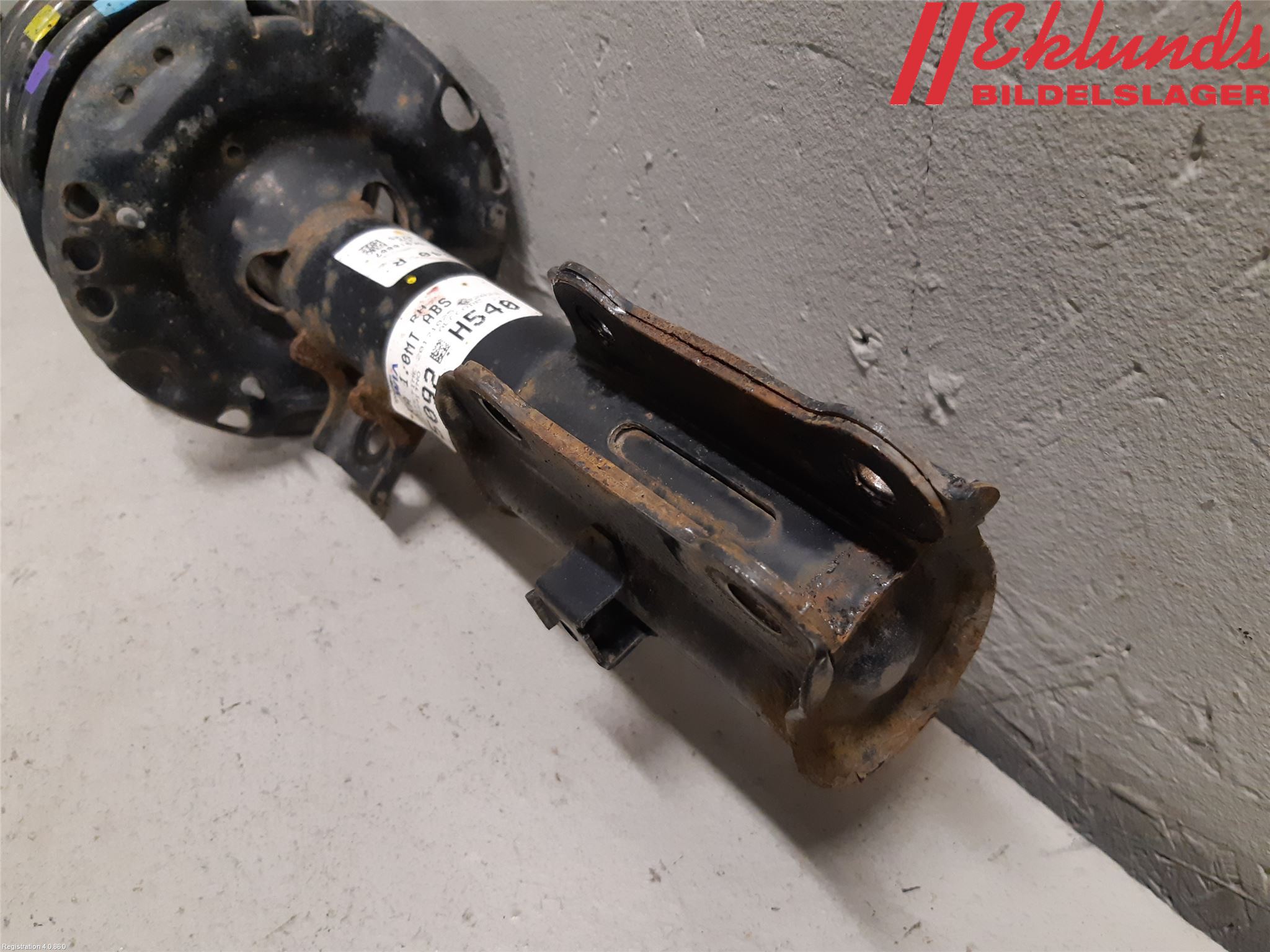 Kia STONIC 18->> Fjäderben Fram Höger