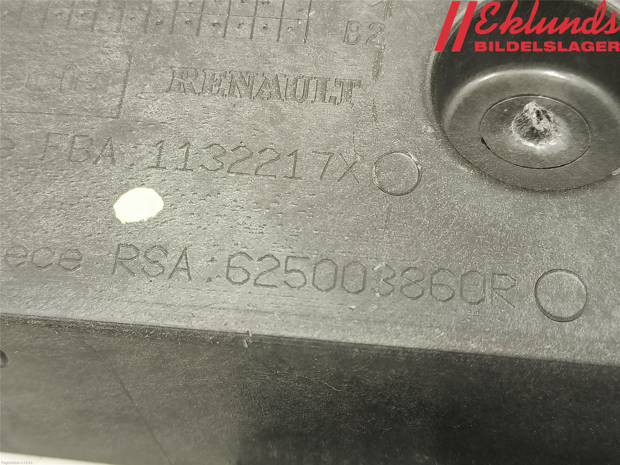 Renault CLIO IV 16-19 Frontplåt