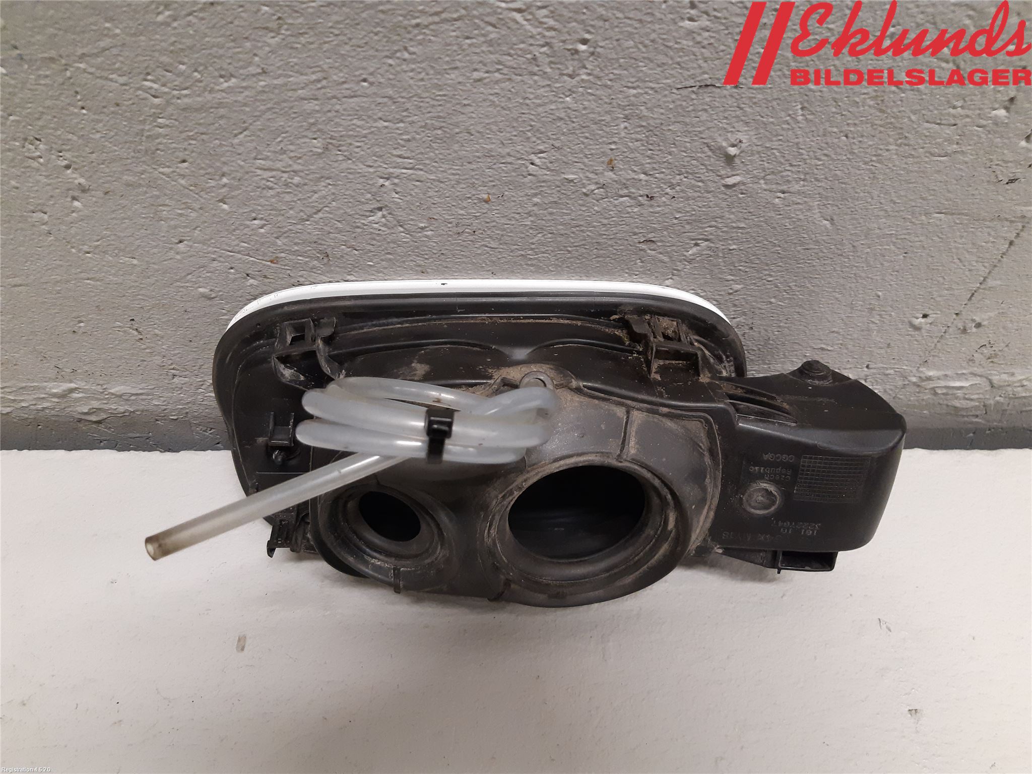 Volvo V90 17->> Tanklucka