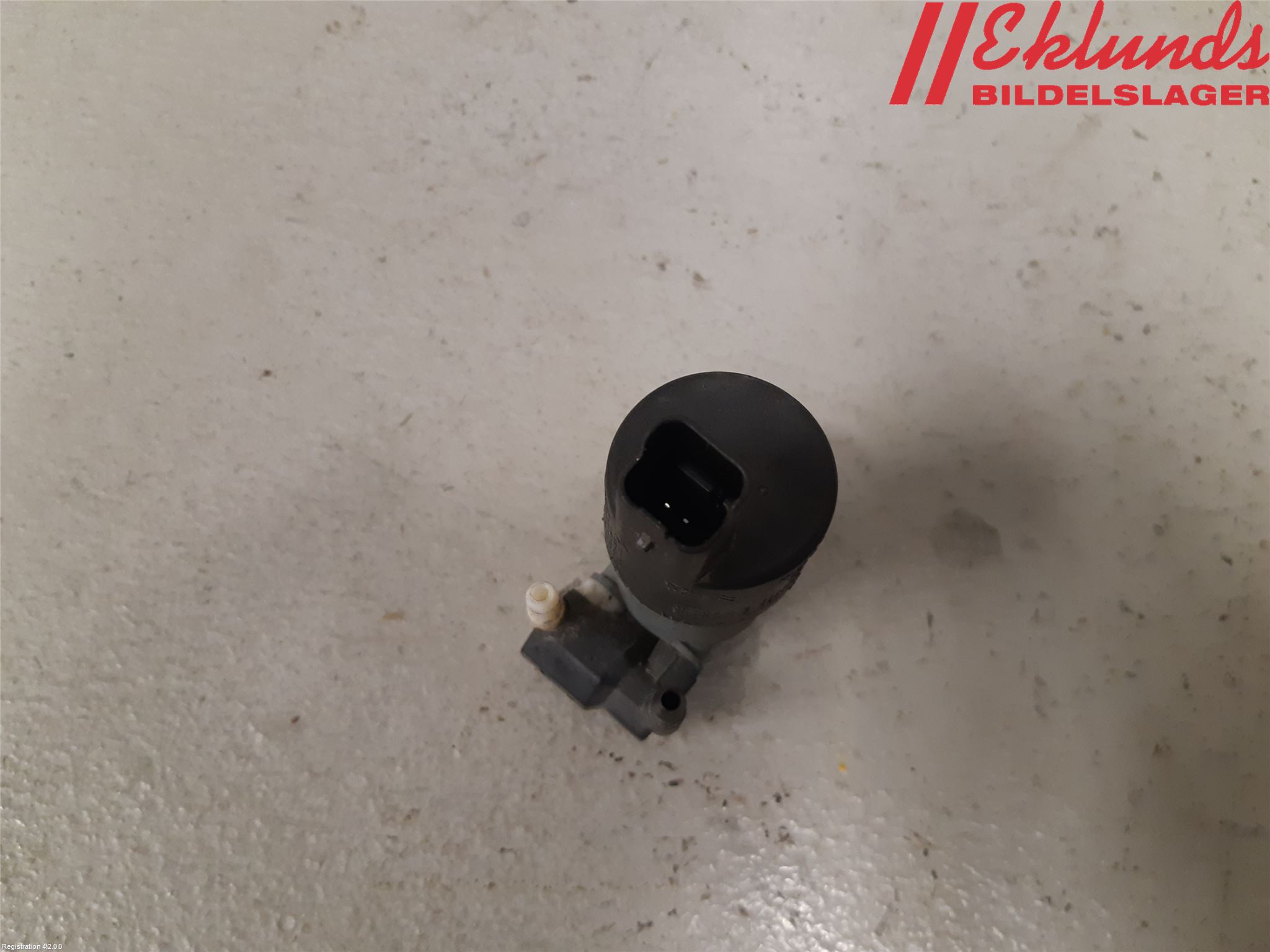 Nissan QASHQAI 17-21 Spolarpump Vindruta