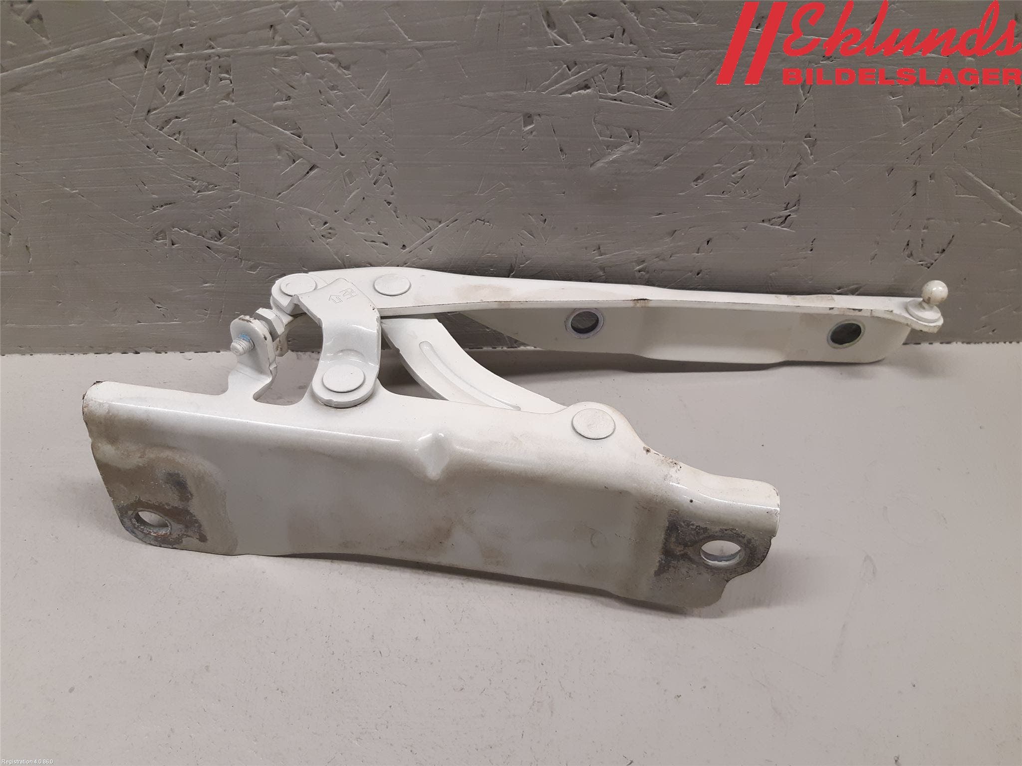 Kia OPTIMA 16-20 Huvgångjärn