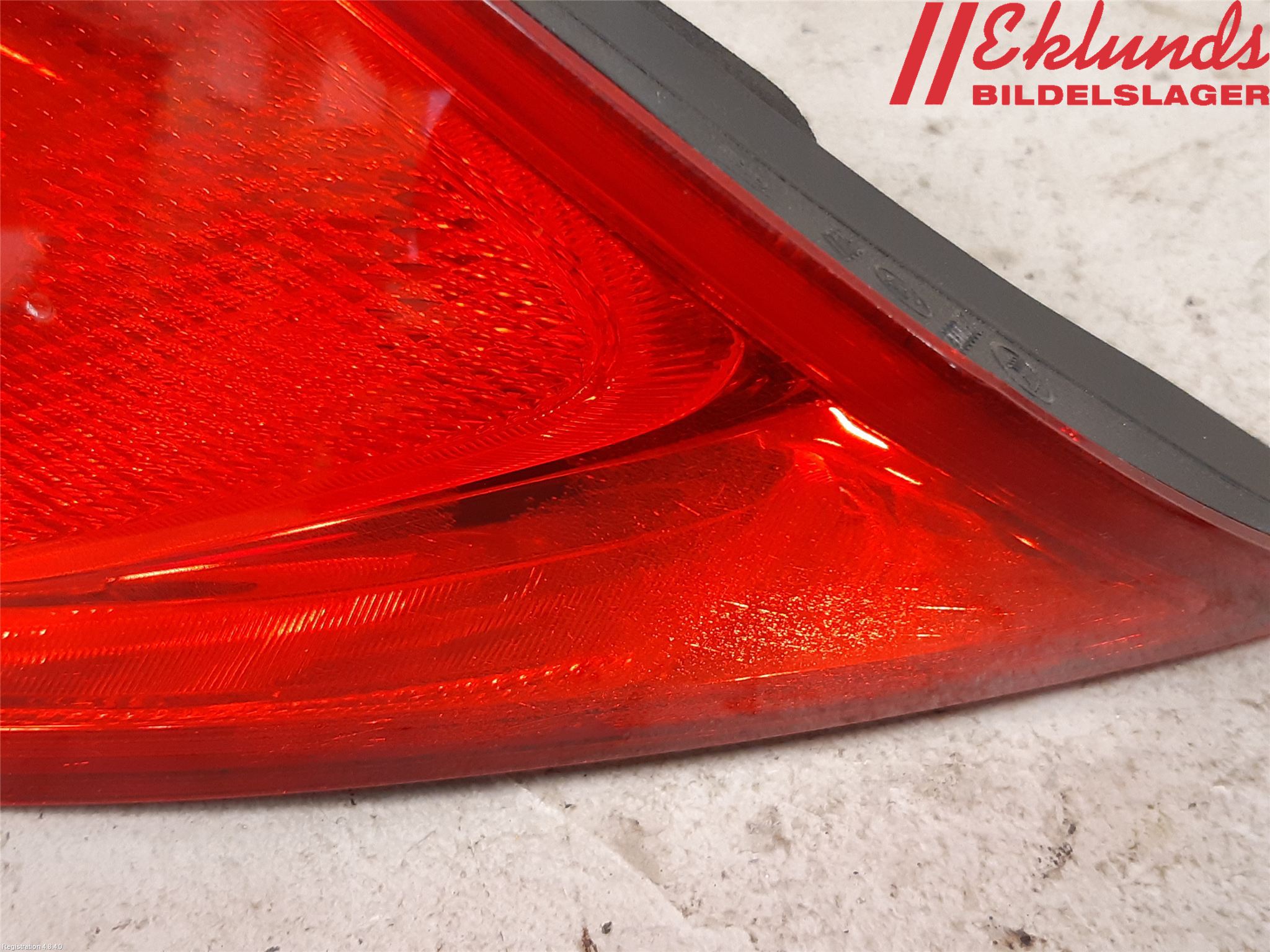 Opel ASTRA J 10-15 Bakljus Lucka Vä