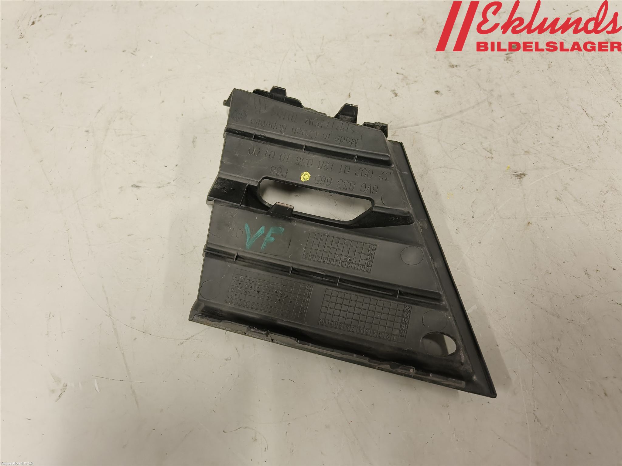 Skoda FABIA 15-21 Grilldel Vänster