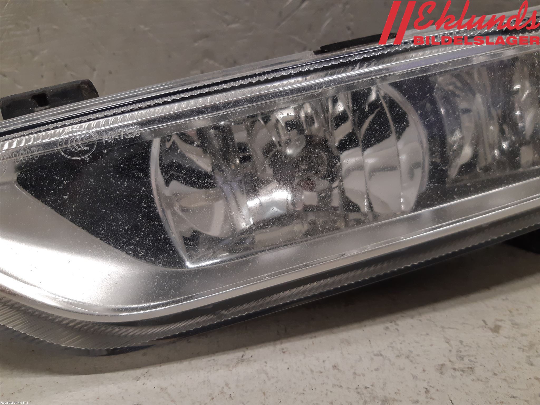 Volkswagen VW PASSAT 11-14 Dimljus-Varselljus Fram